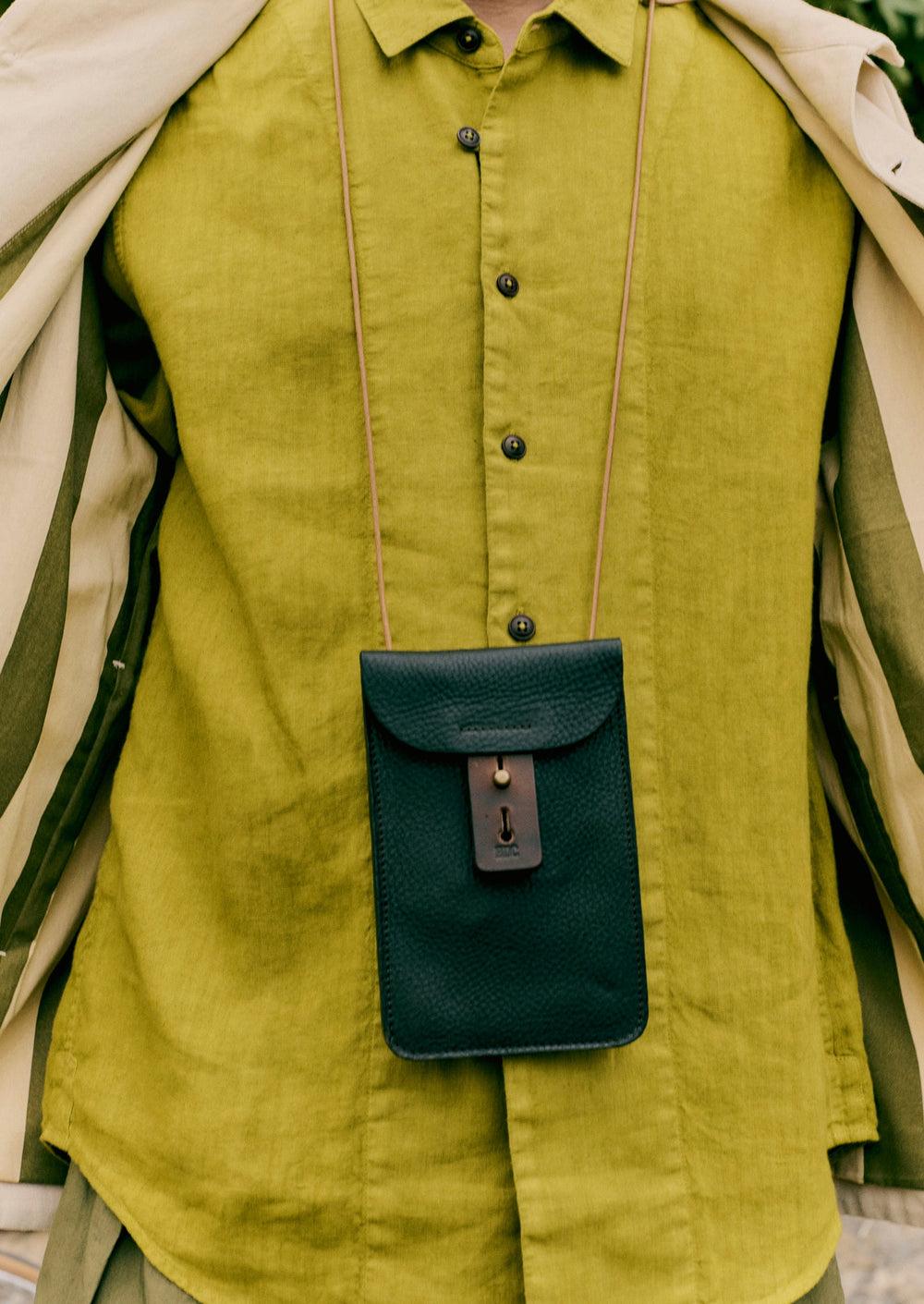 Bleu De Chauffe Leather Pouch | Marron Brown Product Image