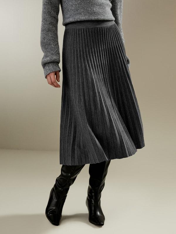 Pleated A-line Merino Wool Skirt Product Image