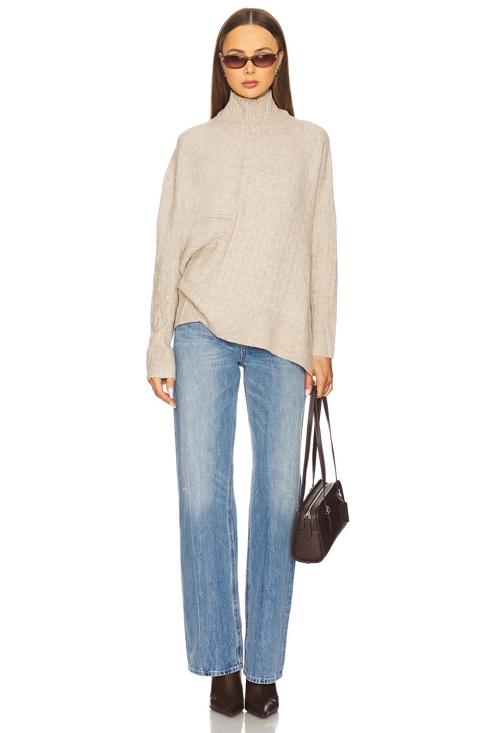 Amia Sweater HEARTLOOM Product Image