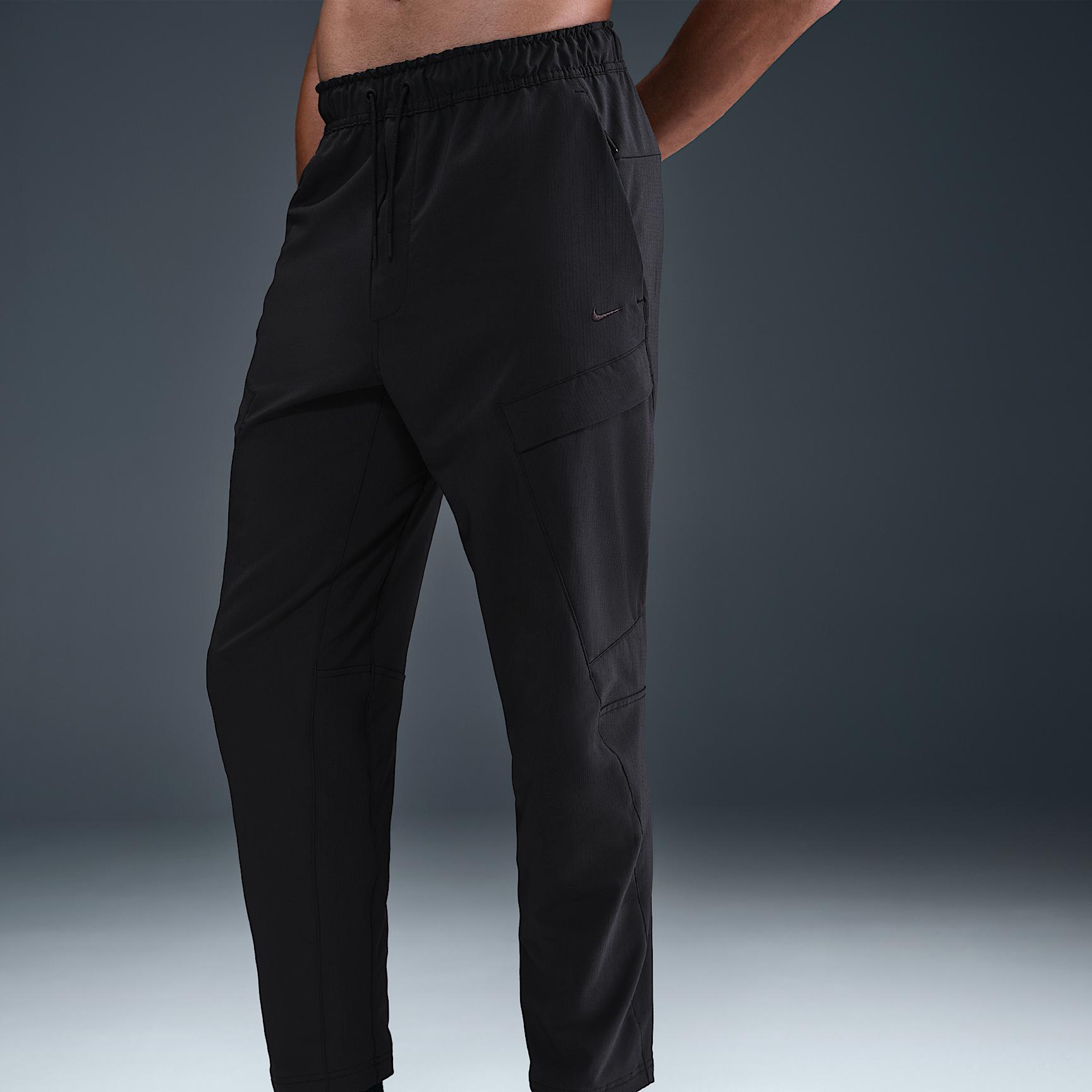 Nike Men's Unlimited Dri-FIT Versatile Cargo Pants Product Image