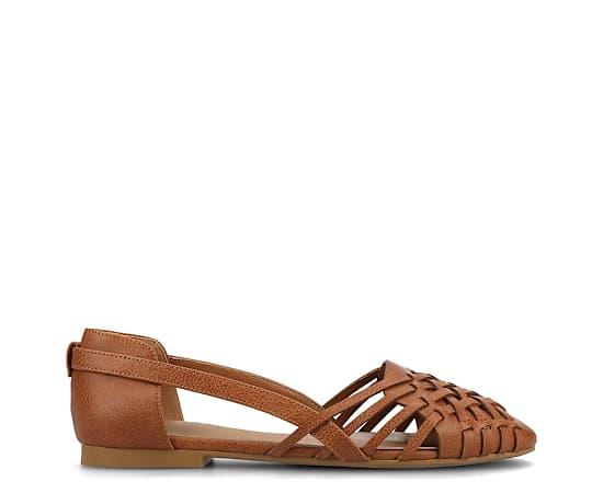 Journee Collection Womens Ekko Flat Product Image