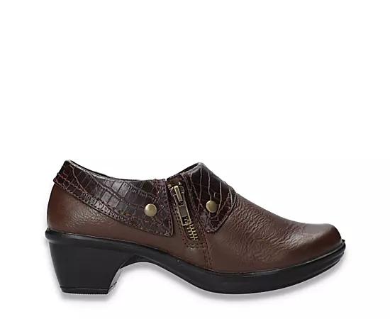 Easy Street Darcy Women's Ankle Boots,  Product Image