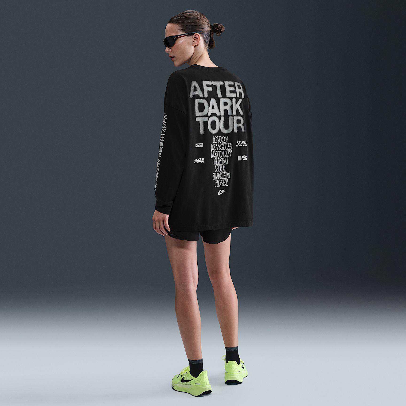 Nike After Dark Tour Women's Oversized Long-Sleeve Graphic T-Shirt Product Image