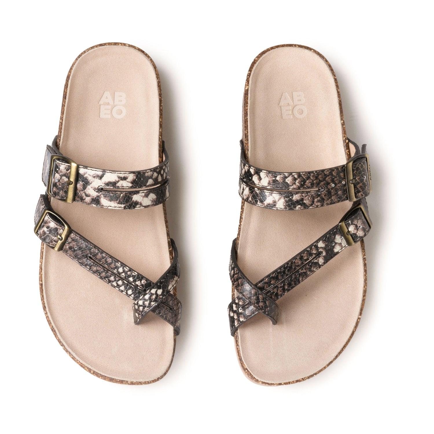 Lanai Thong Sandal Female Product Image