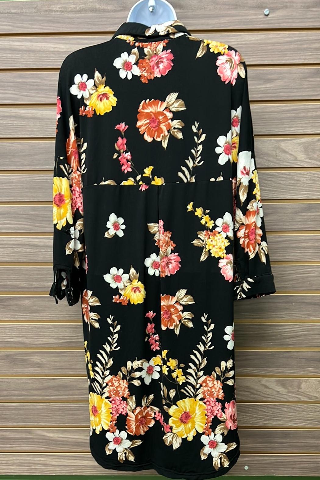Black button-down floral dress Product Image