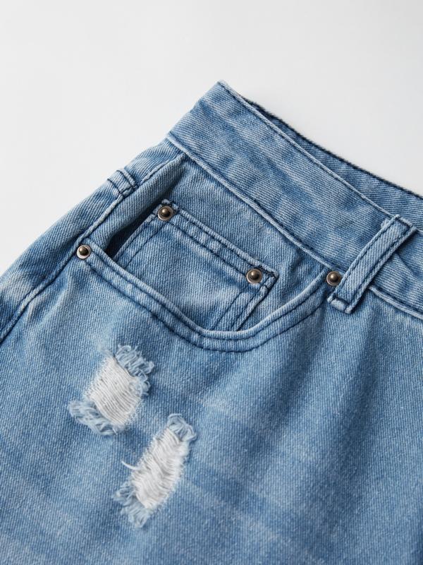 Basic Wash Straight Leg Boyfriend Jeans Product Image