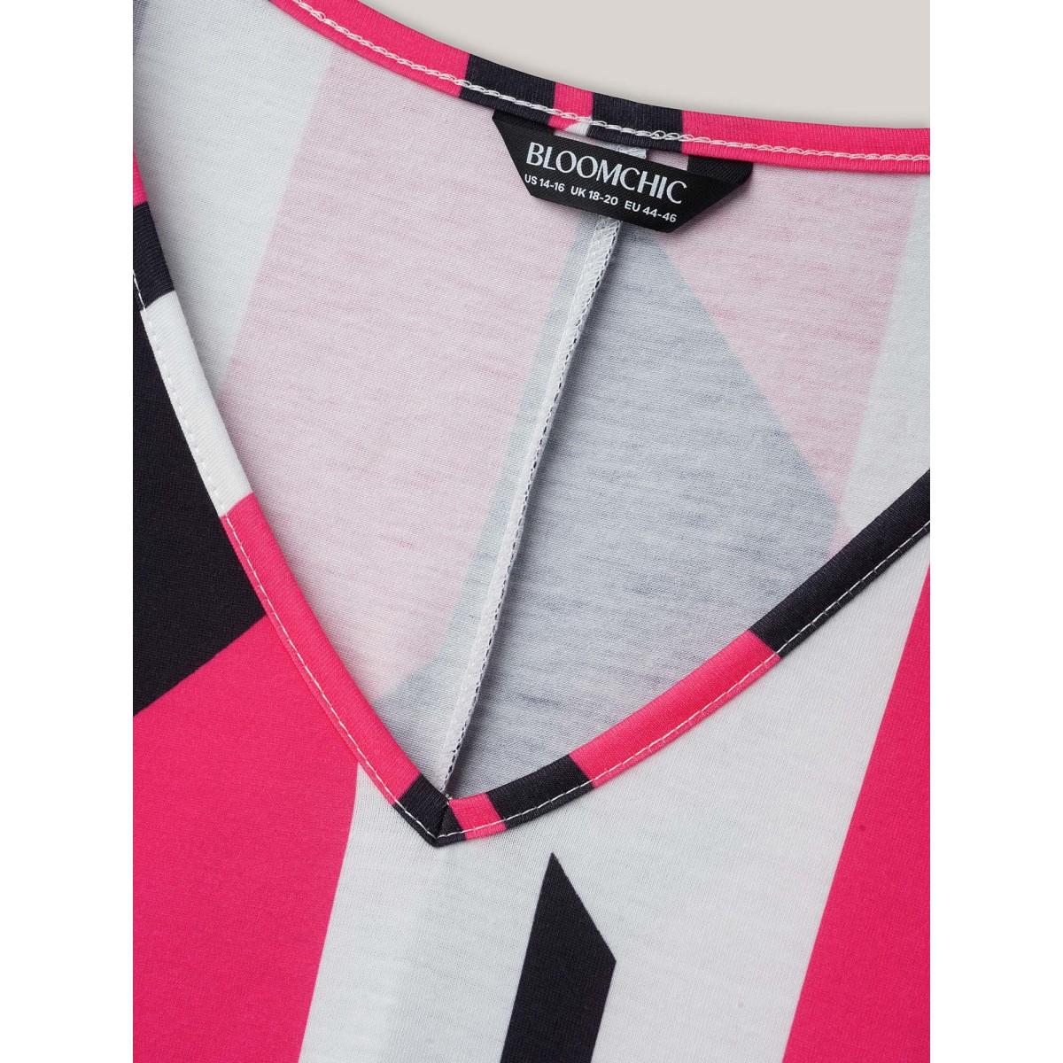 Plus Size Abstract Print V-Neck T-Shirt Multicolor Women Casual Contrast V-neck Everyday T-shirts BloomChic 14-16/1X Product Image