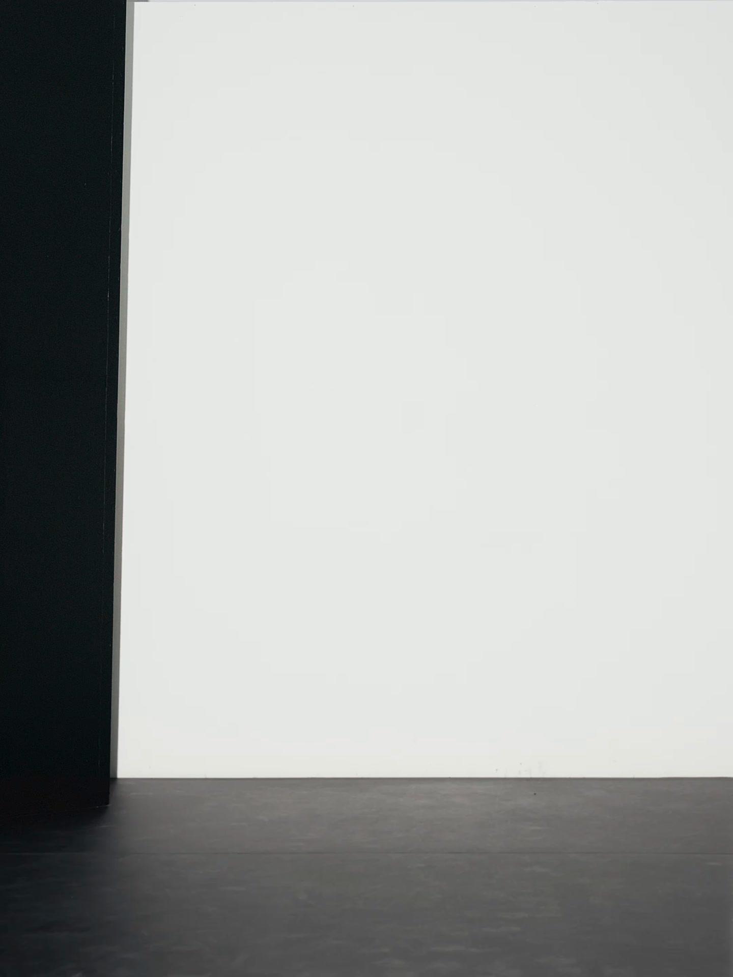 Flared cropped trousers Product Image