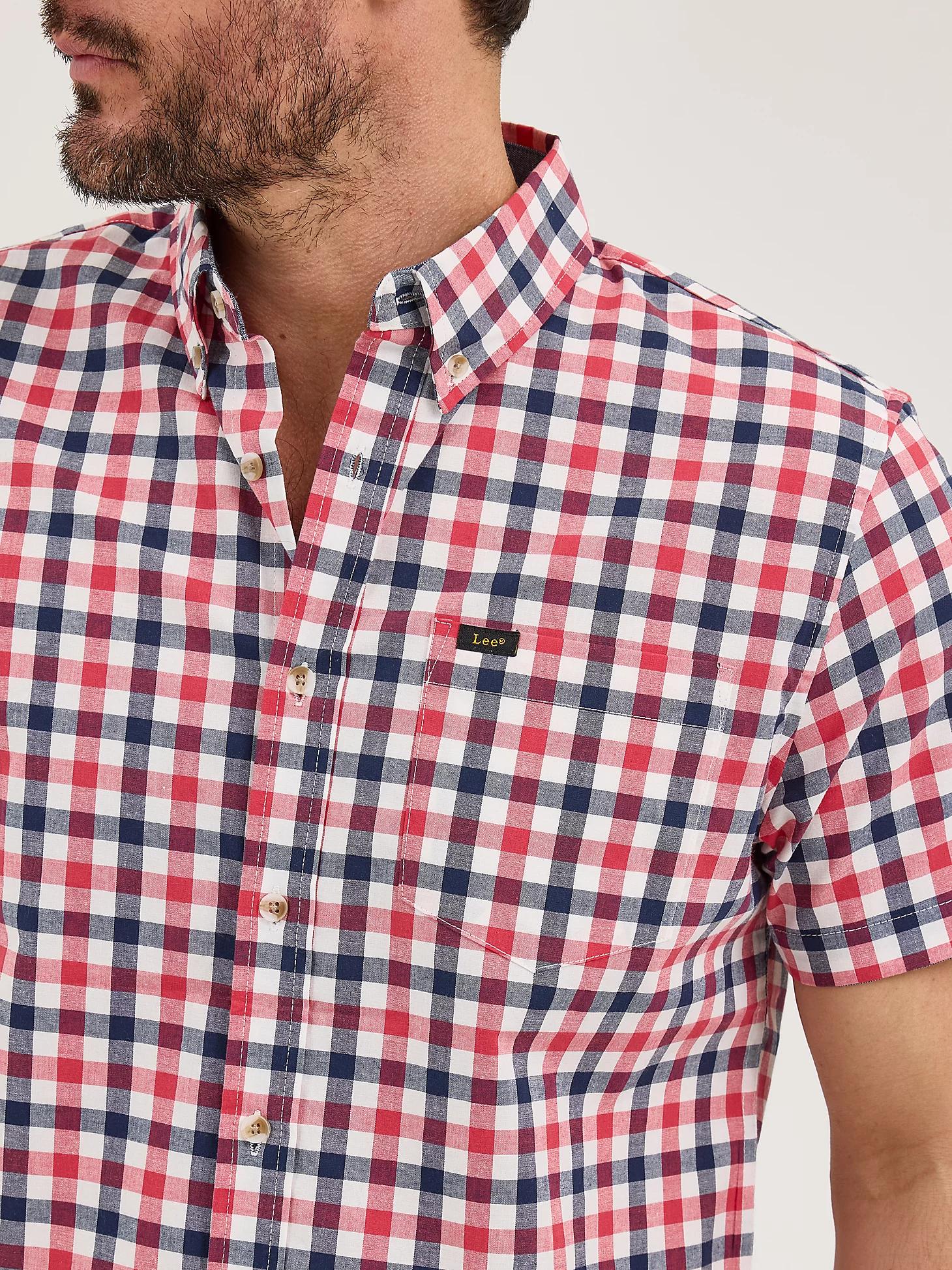 Men's One Pocket Plaid Button Down Shirt | Men's Tops & Tees | Lee® Product Image