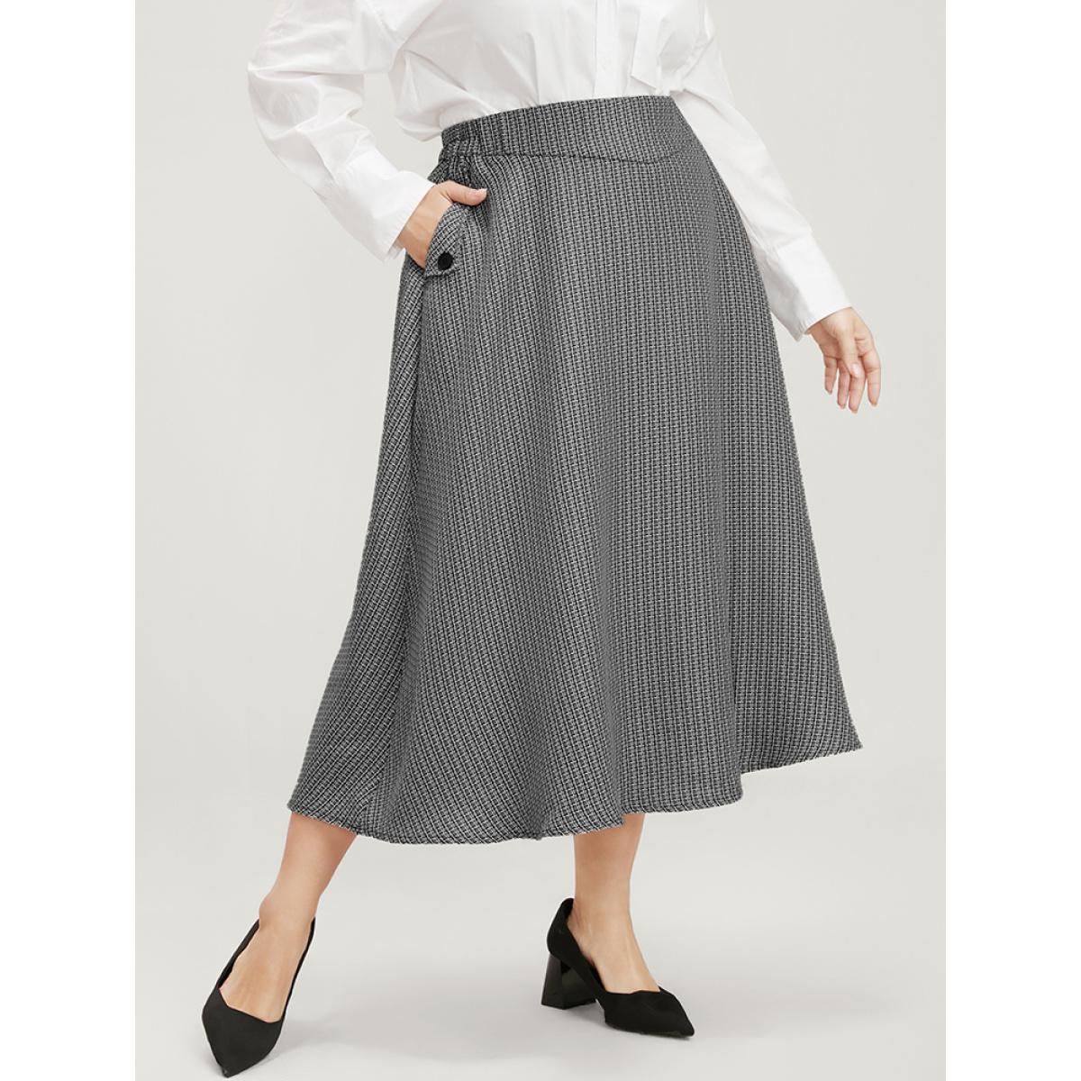Plus Size Contrast Button Detail Elastic Waist Pocket Tweed Skirt Women Black Office Elastic Waist No stretch Pocket Work Skirts BloomChic 18-20/2X Product Image