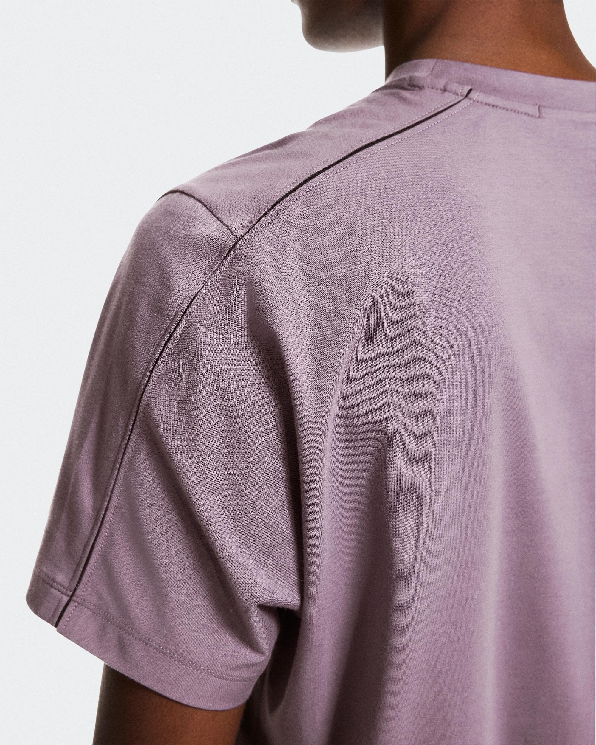The Focus-T: Men's Versatile Workout Top Product Image