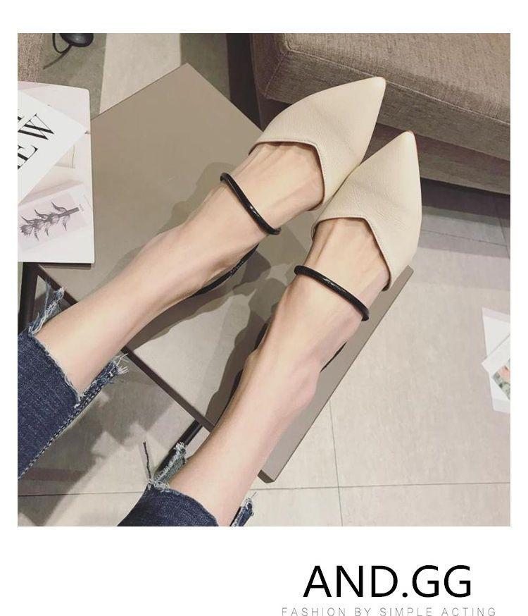 Pointy Toe Kitten Heel Sandals Product Image