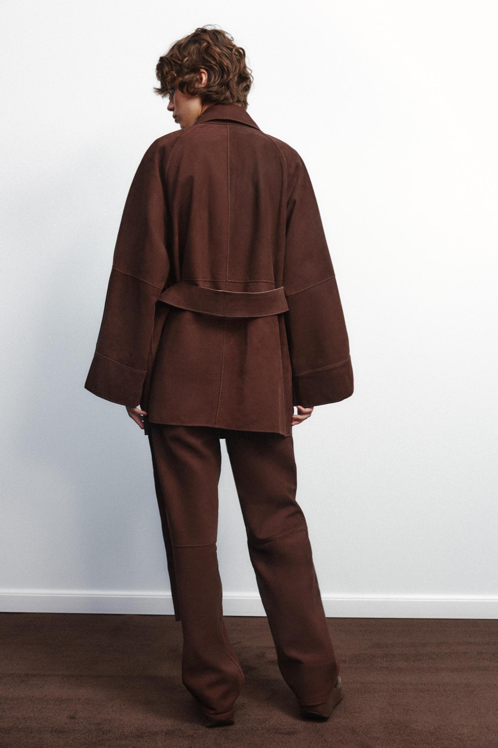 OVERSIZED SUEDE SHORT TRENCH COAT Product Image