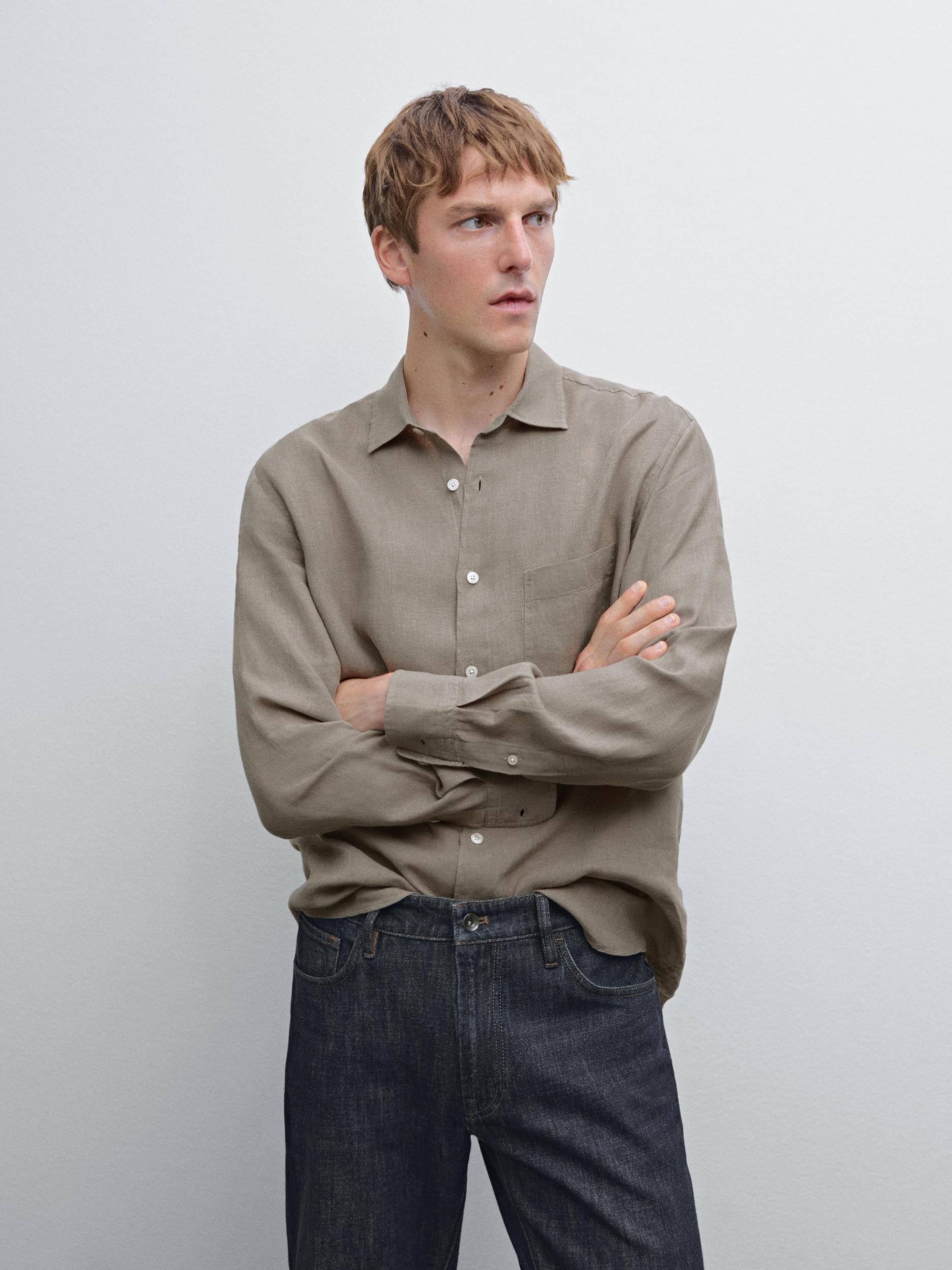 Regular fit shirt with pocket detail Product Image