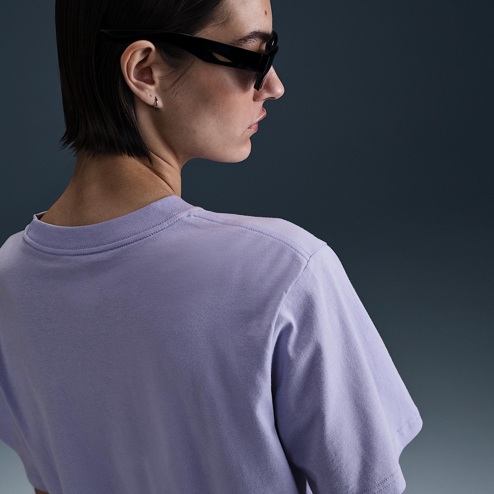 Nike Sportswear Essential Women's T-Shirt Product Image