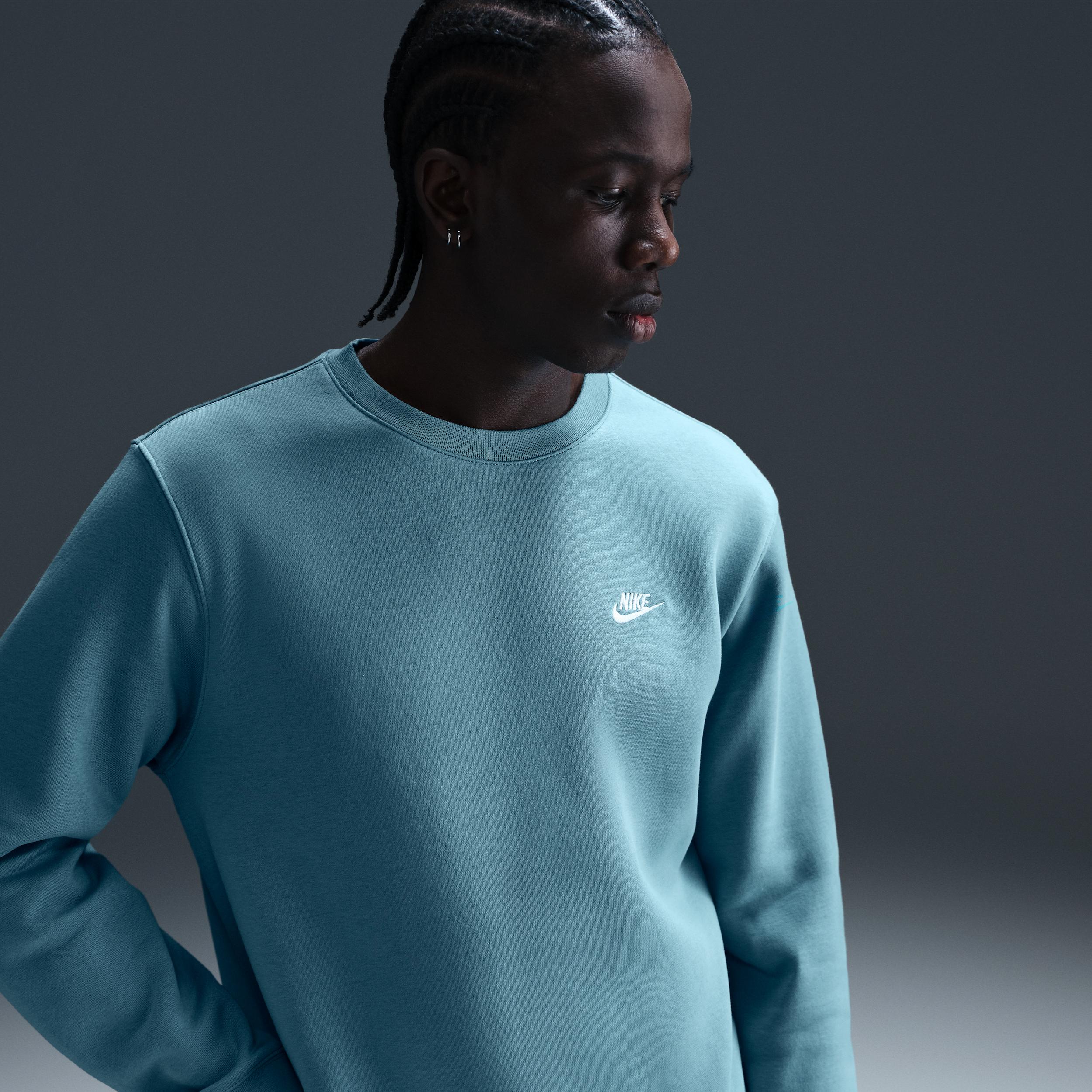 Nike Men's Club Fleece Crew Product Image