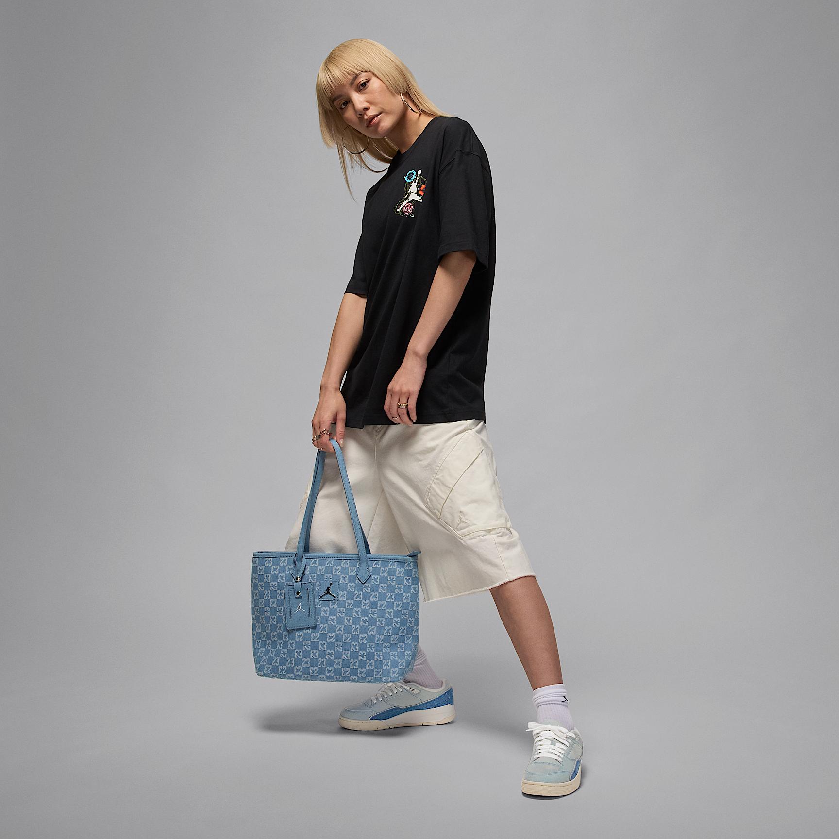 Womens Jordan Flight Court SE Shoes | IB4414-100 Product Image