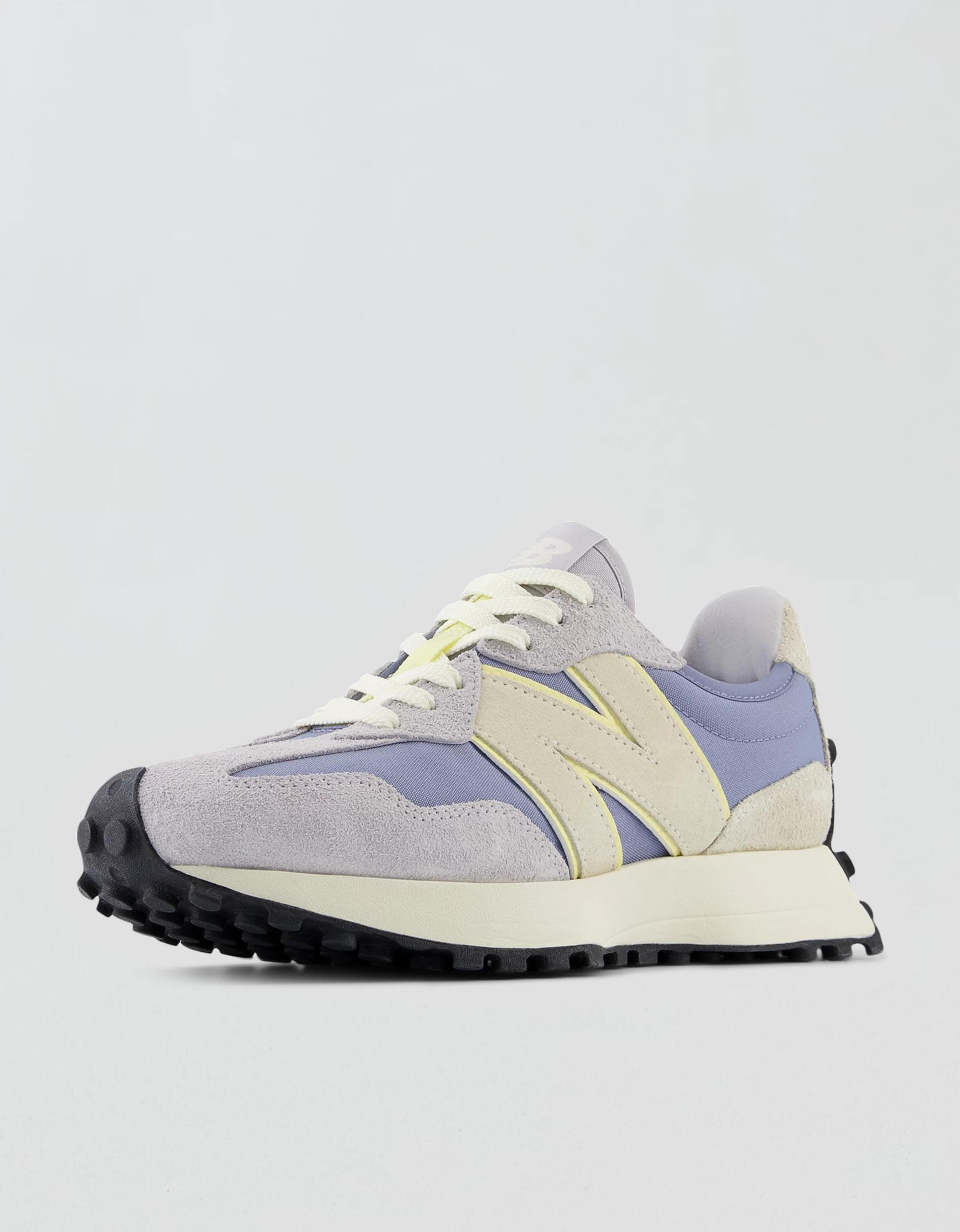 New Balance 327 Sneaker Product Image