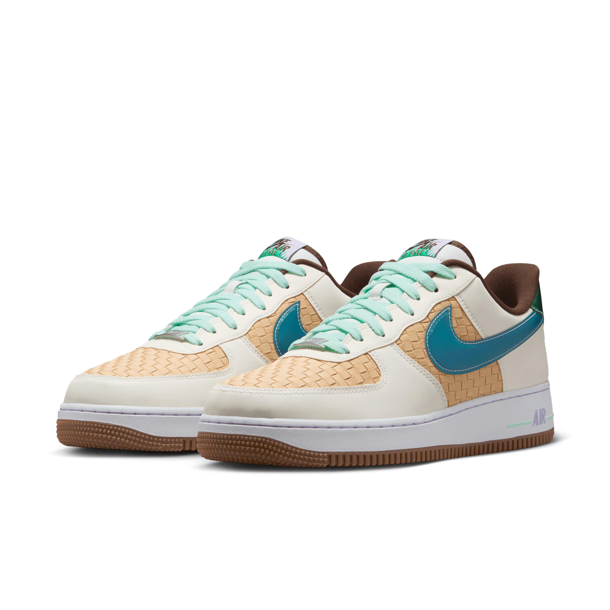 Nike Mens Air Force 1 Retro Shoes | IB5722-100 Product Image