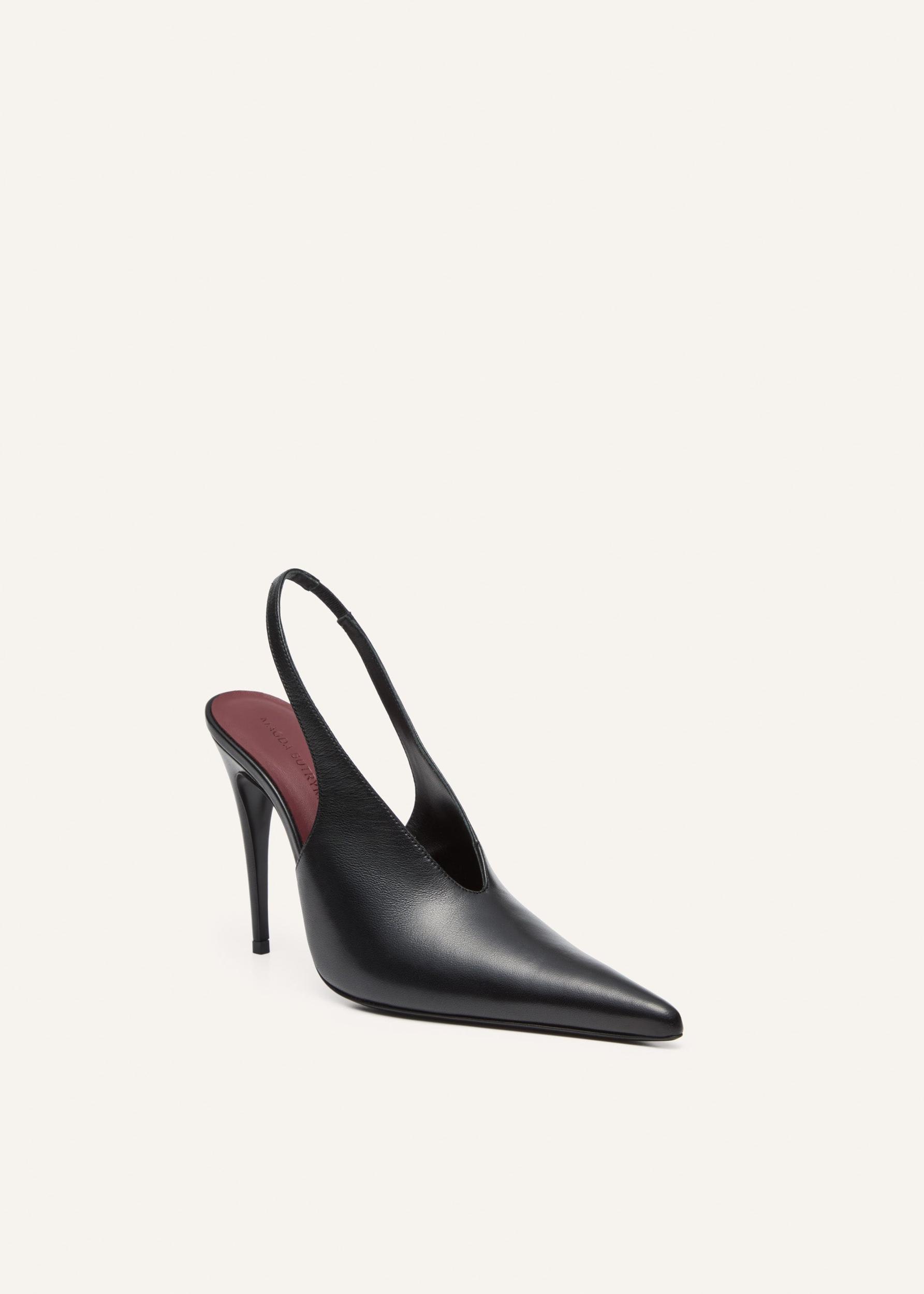 Slingback pointed heel in black leather Product Image