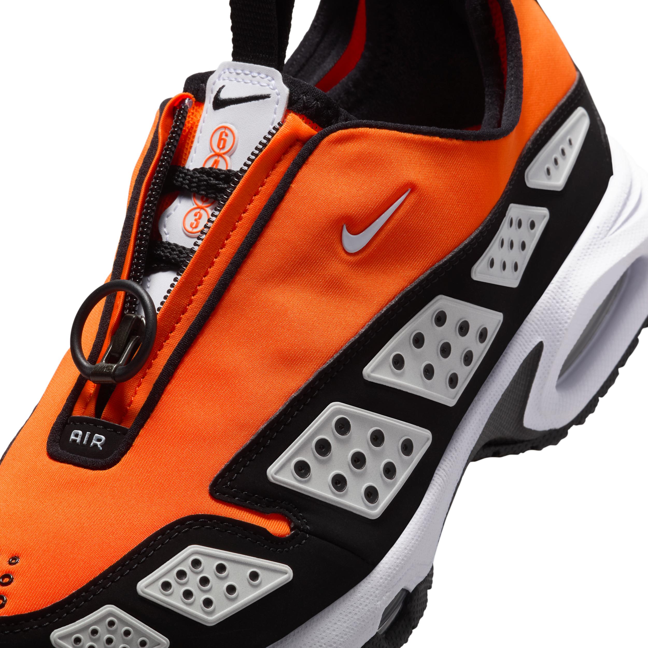 Nike Womens Air Max SNDR Shoes | FZ2068-800 Product Image