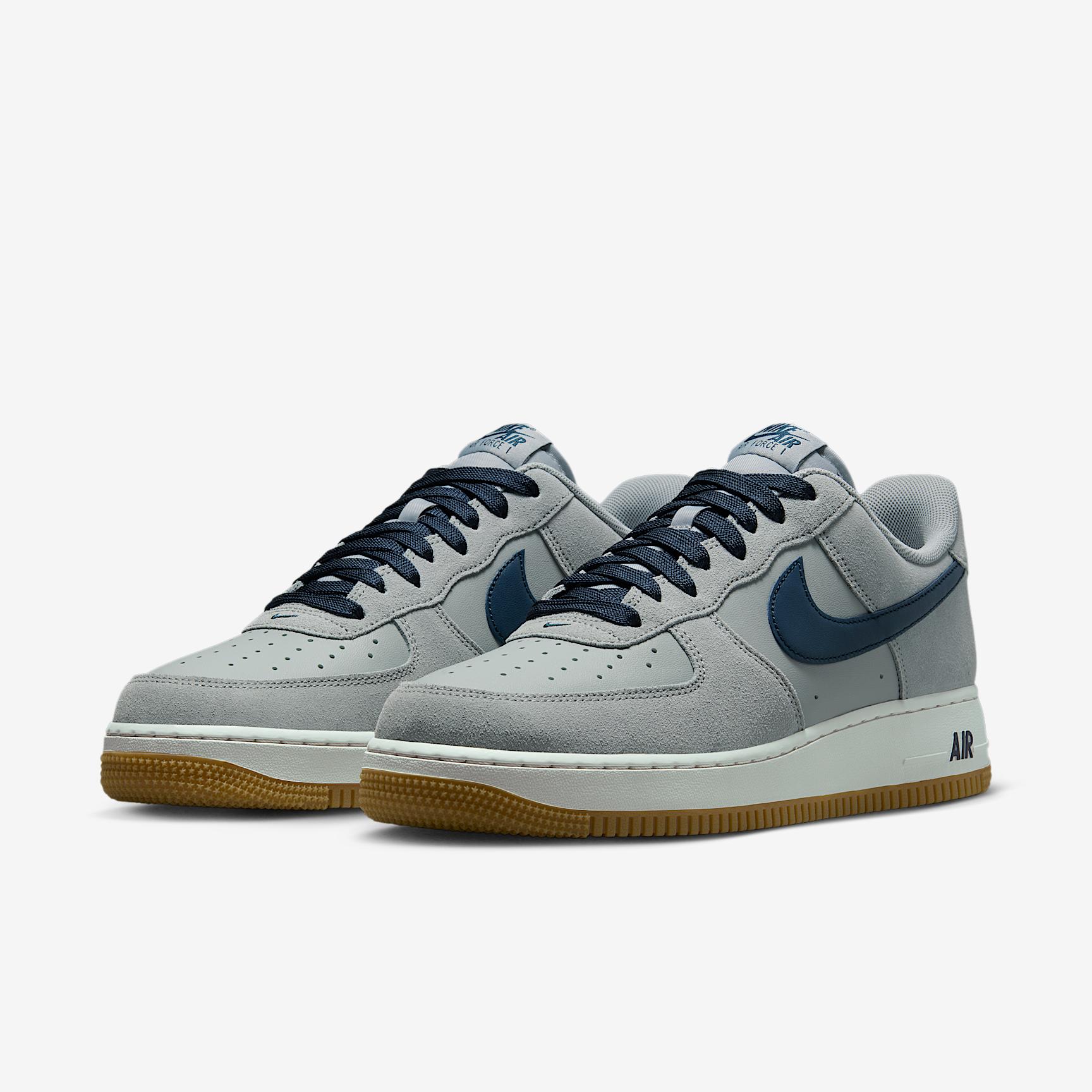 Nike Mens Air Force 1 07 LV8 Shoes | IB6388-003 Product Image
