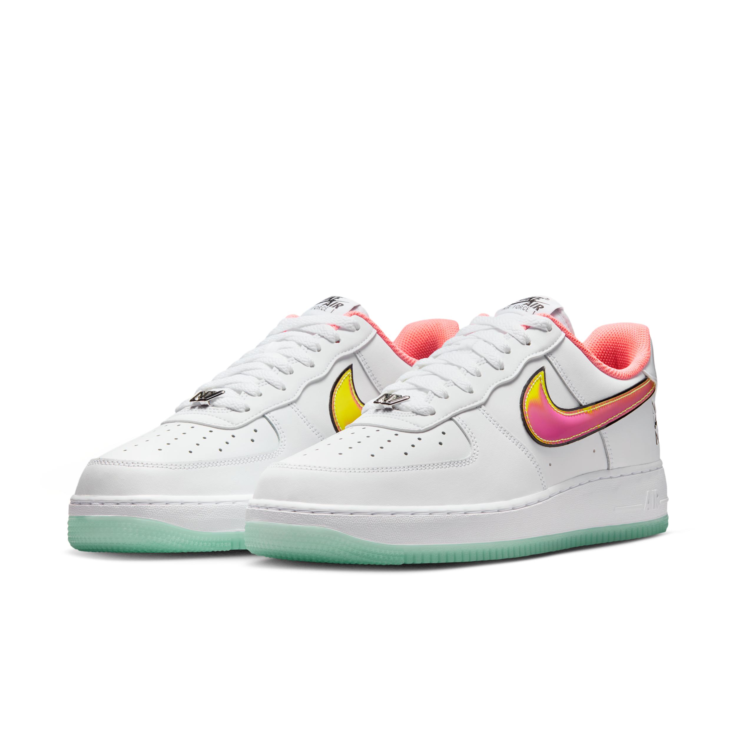Nike Mens Air Force 1 07 Shoes | IB8865-221 Product Image