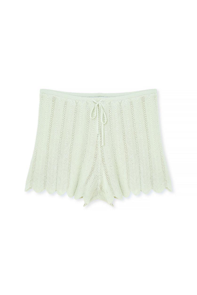 Knitted Swirl Pattern Shorts Product Image