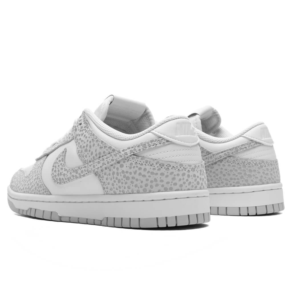 Women's Dunk Low PRM - Phantom/Photon Dust/Light Smoke Grey Female Product Image