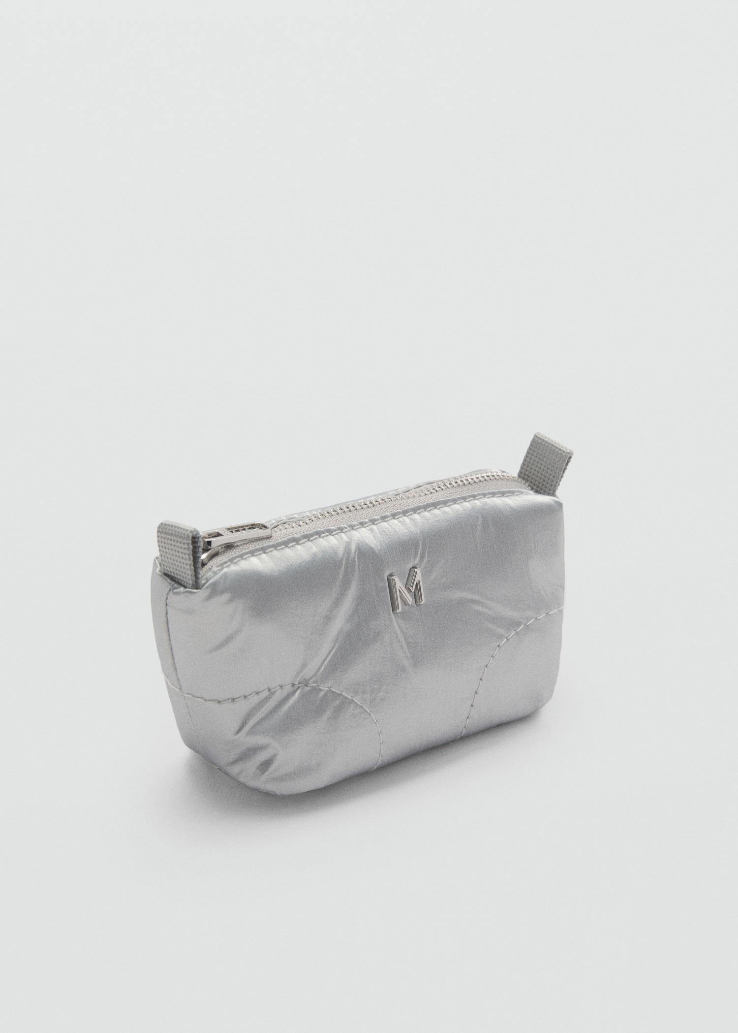 Logo coin purse with zip - Women | MANGO USA Product Image