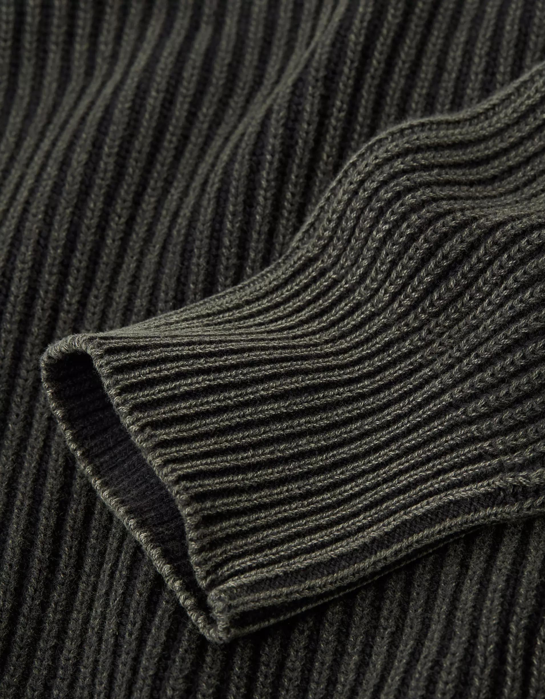 AE Fisherman Crew Neck Sweater Product Image