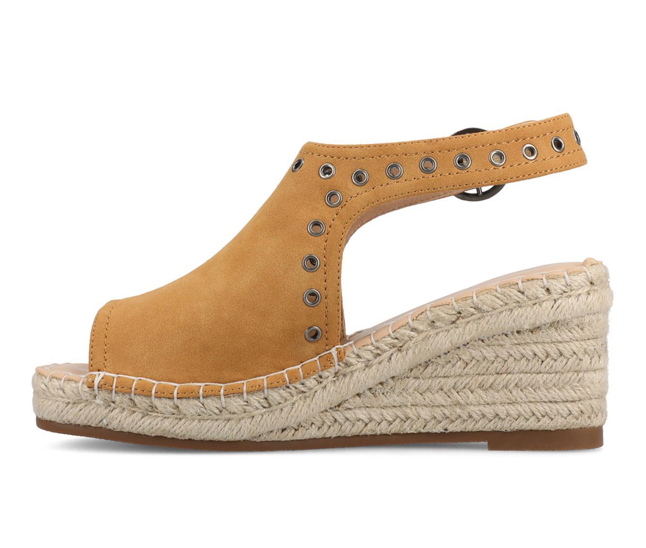 Women's Journee Collection Crisie Wedges Product Image