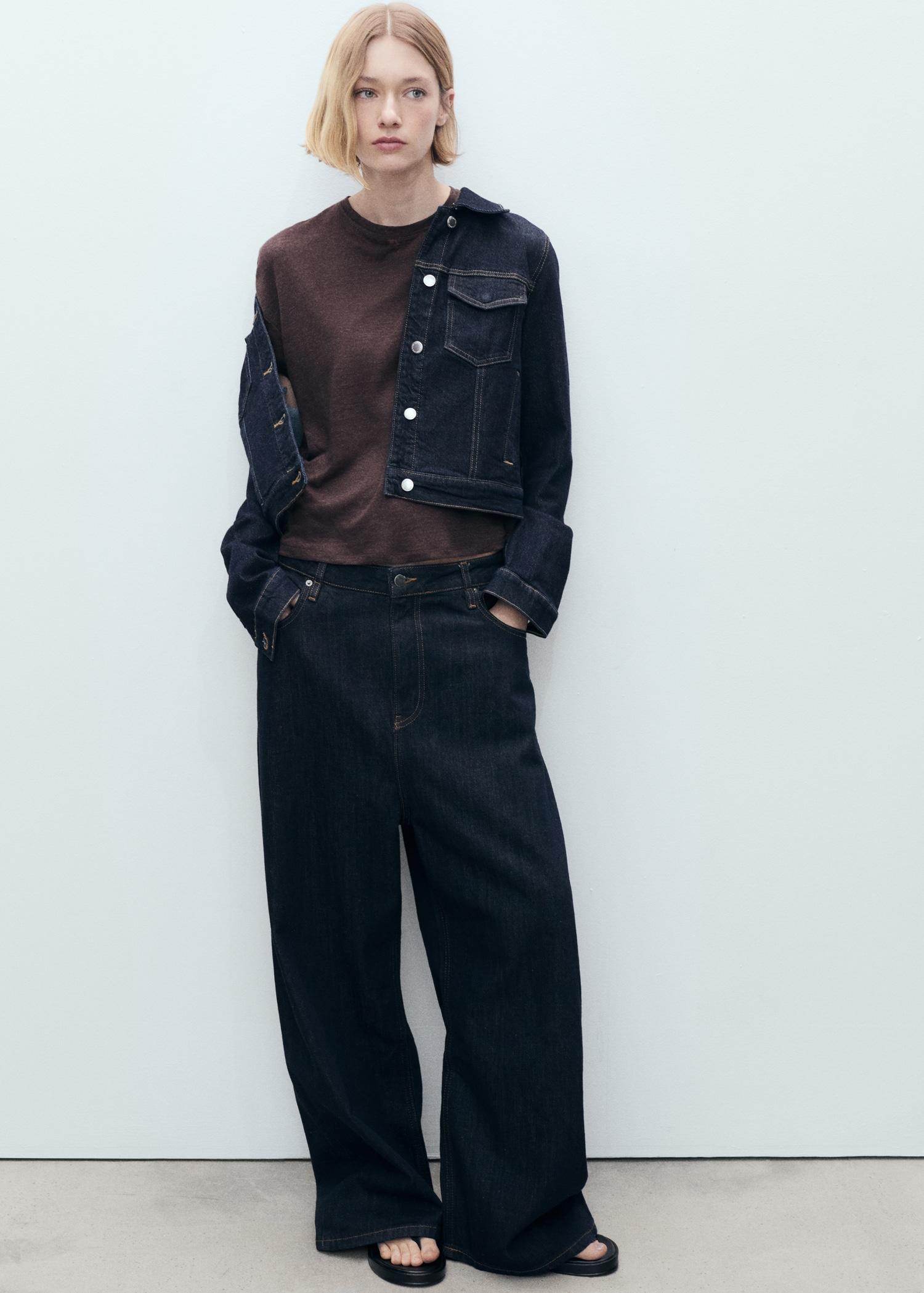 Short-sleeved linen t-shirt - Women | MANGO USA Product Image