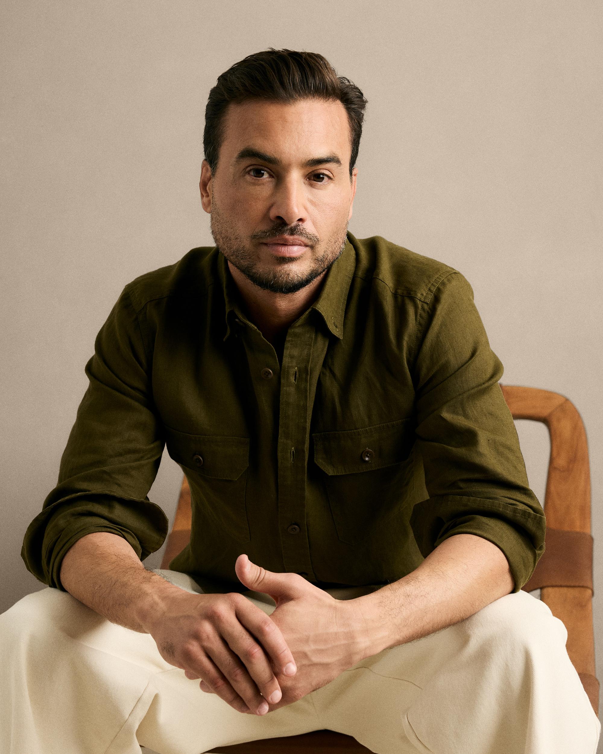 Quince | Men's 100% European Linen Utility Shirt Product Image