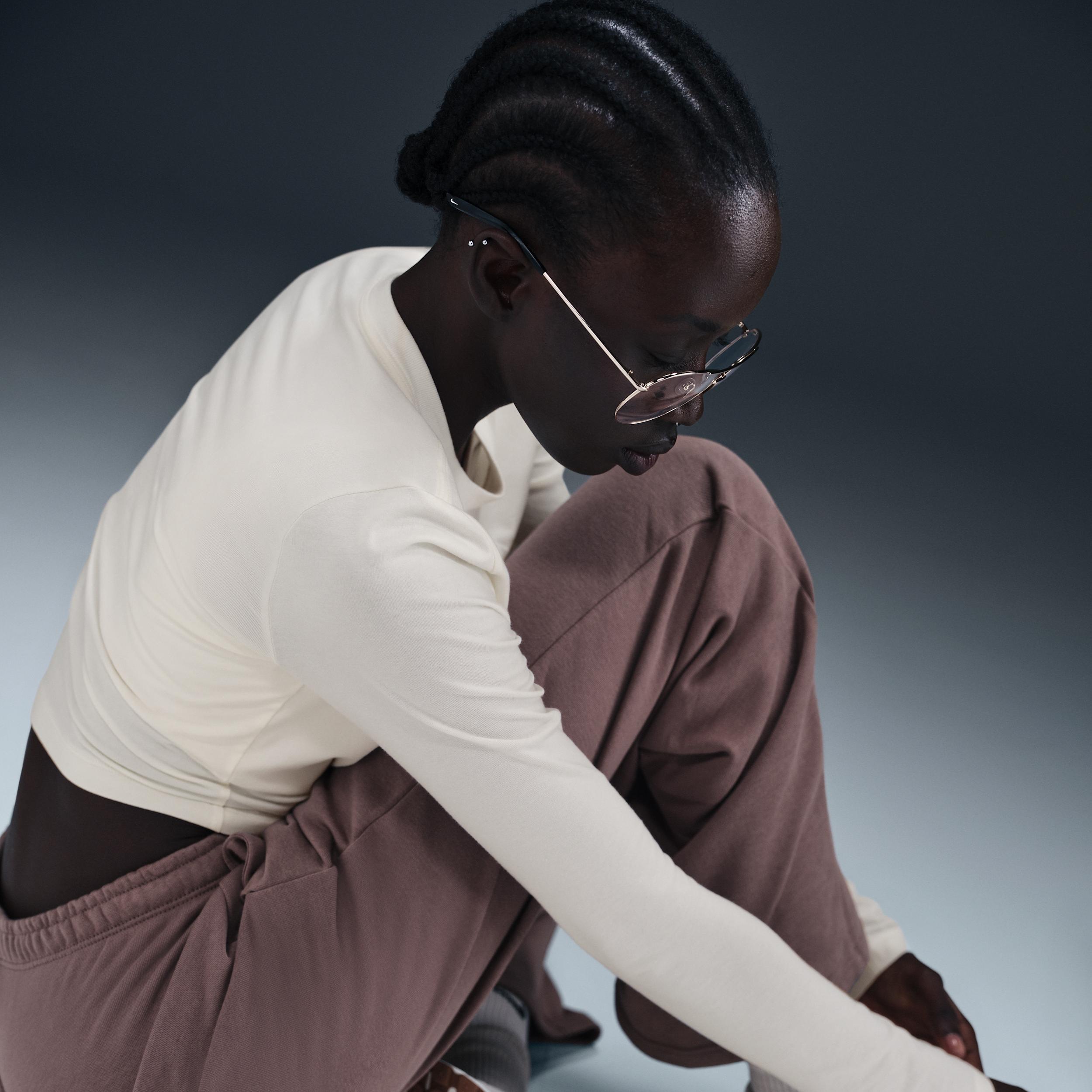 Nike Sportswear Chill Knit Women's Slim Long-Sleeve Cropped Top Product Image