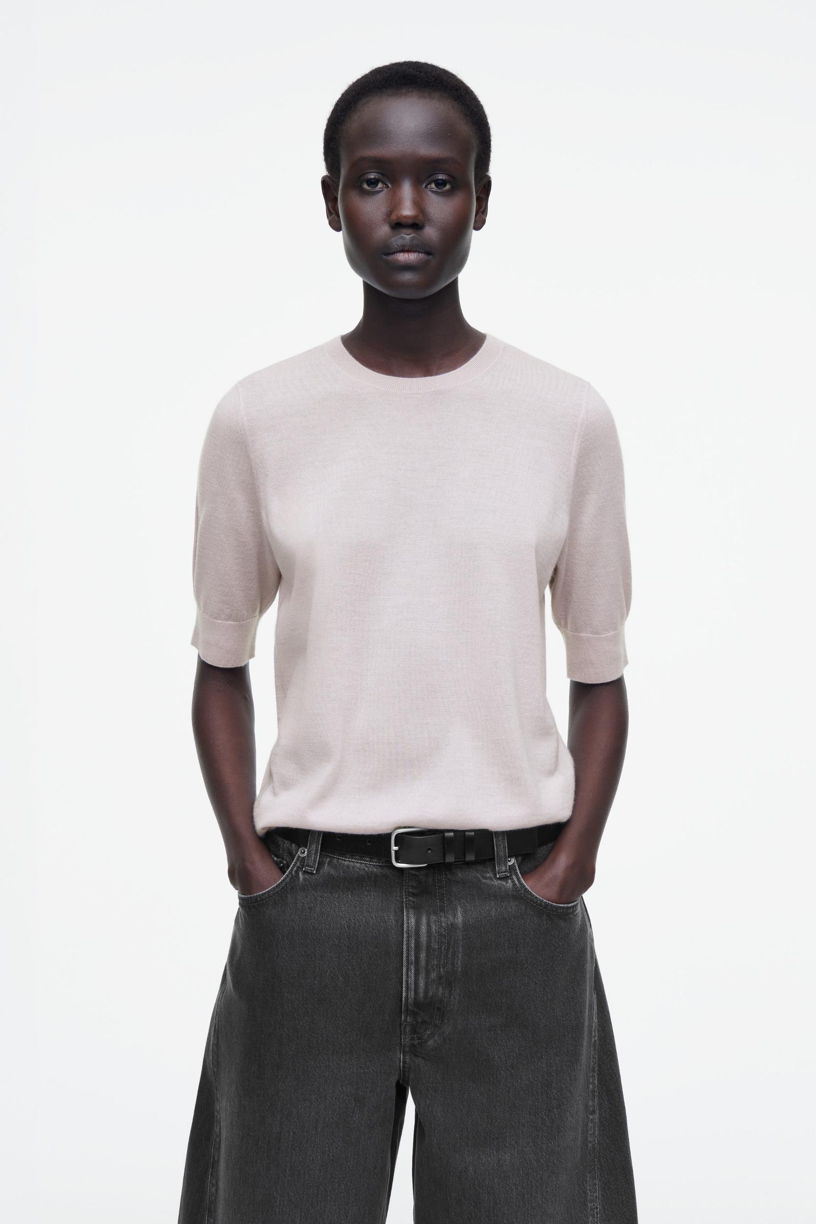 FINE PURE CASHMERE T-SHIRT Product Image