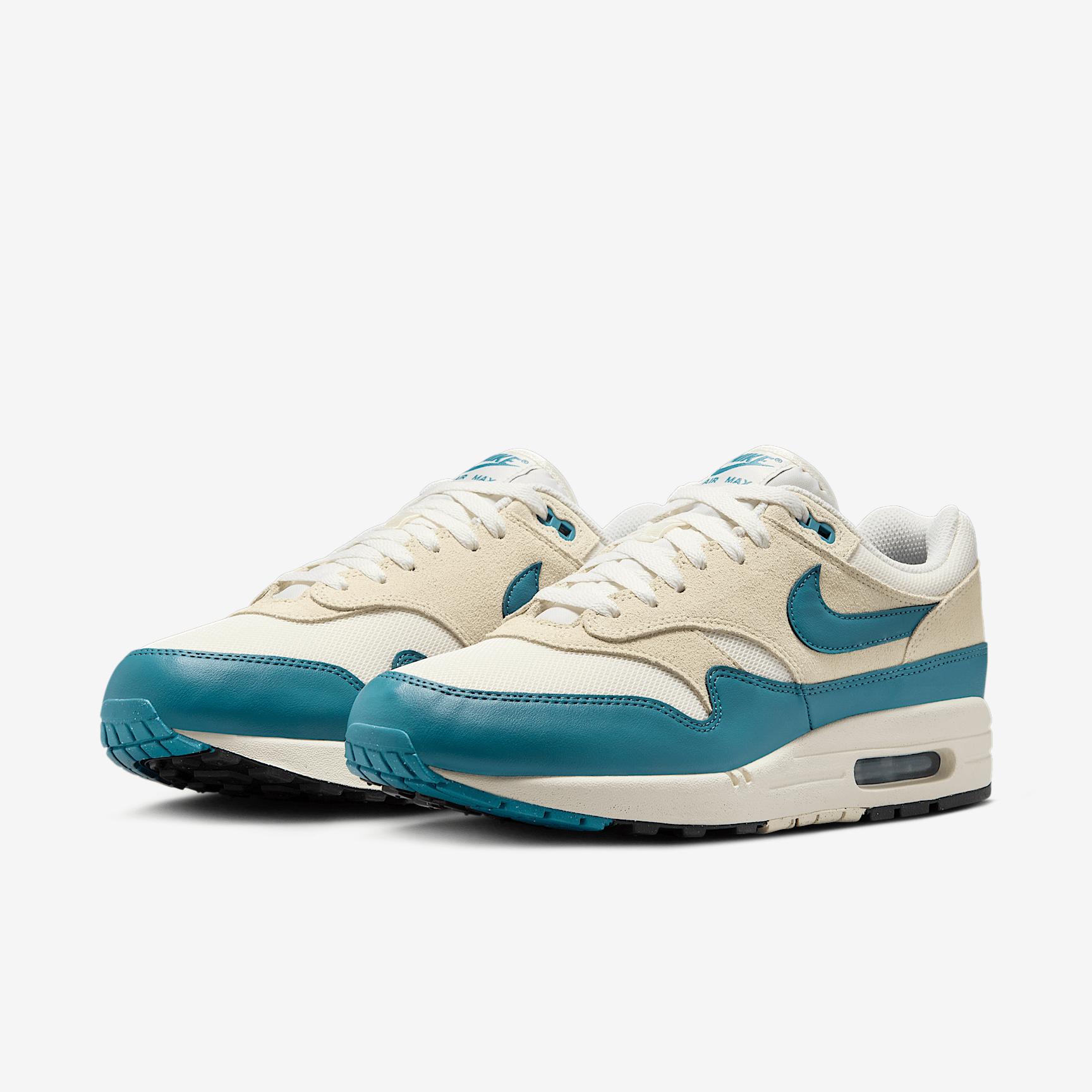 Nike Men's Air Max 1 Essential Shoes Product Image