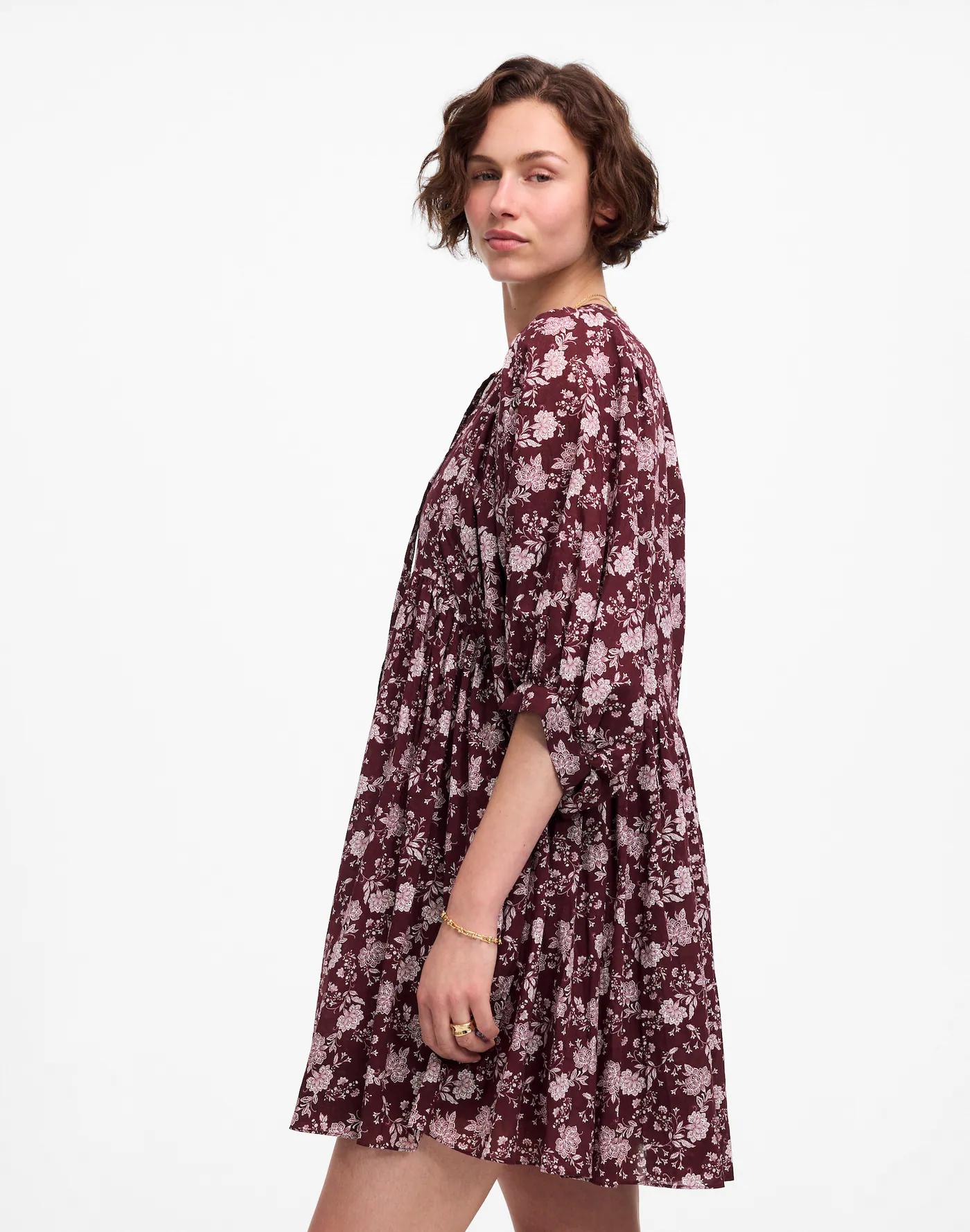 Splitneck Puff-Sleeve Dress in Floral Product Image