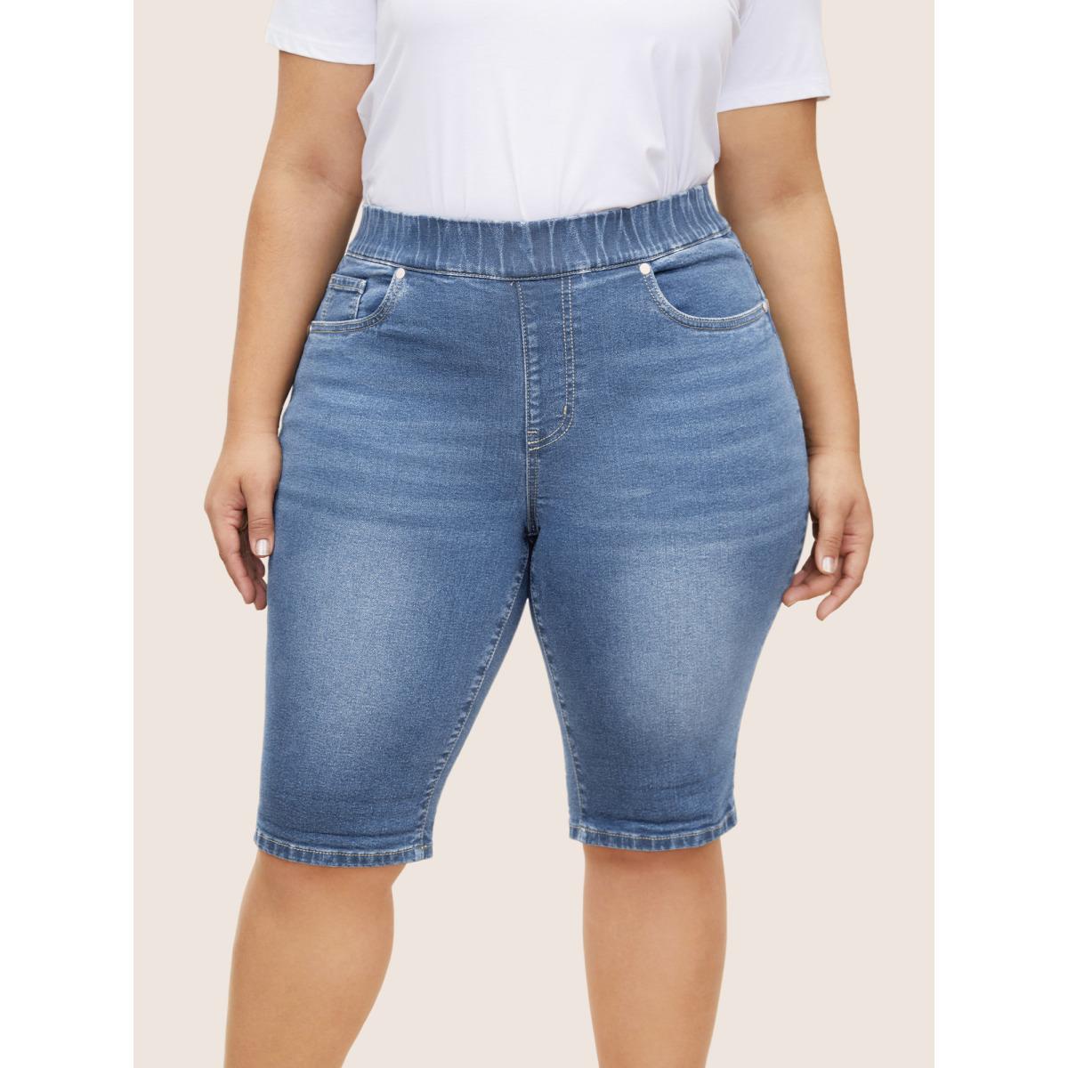 Plus Size Roll Hem Elastic Waist Dark Wash Denim Shorts Women Midblue Roll Hem High stretch Casual Slanted pocket Leisure Denim Shorts BloomChic 12/L Product Image