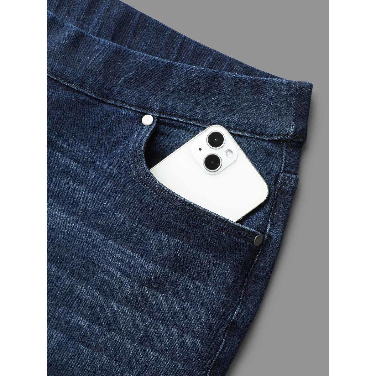 Plus Size Elastic Waist Pocket Bootcut Jeans Women Denimindigo Casual Medium stretch Slanted pocket Jeans BloomChic 22/3X Product Image