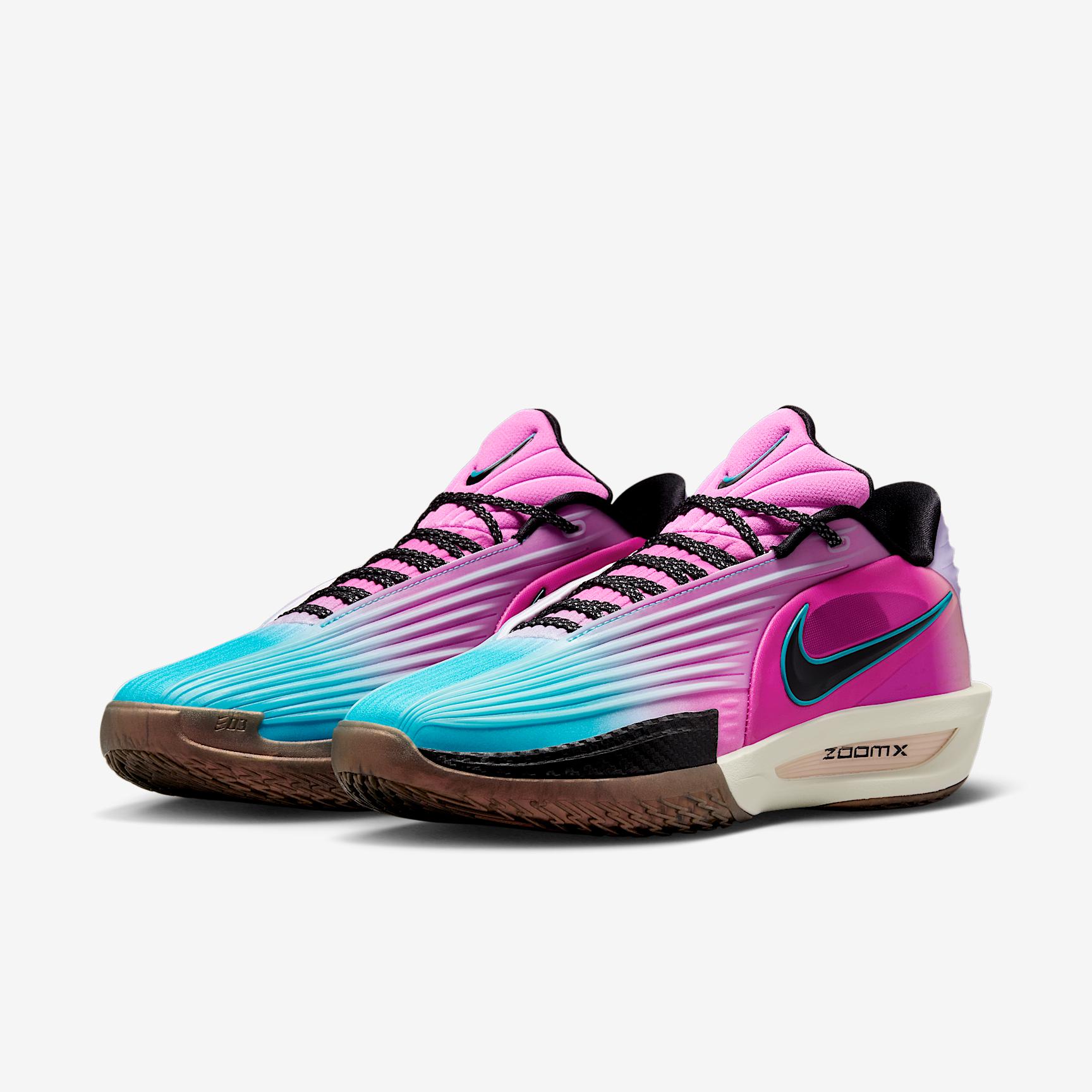 Nike Men's G.T. Cut 3 Turbo Basketball Shoes Product Image