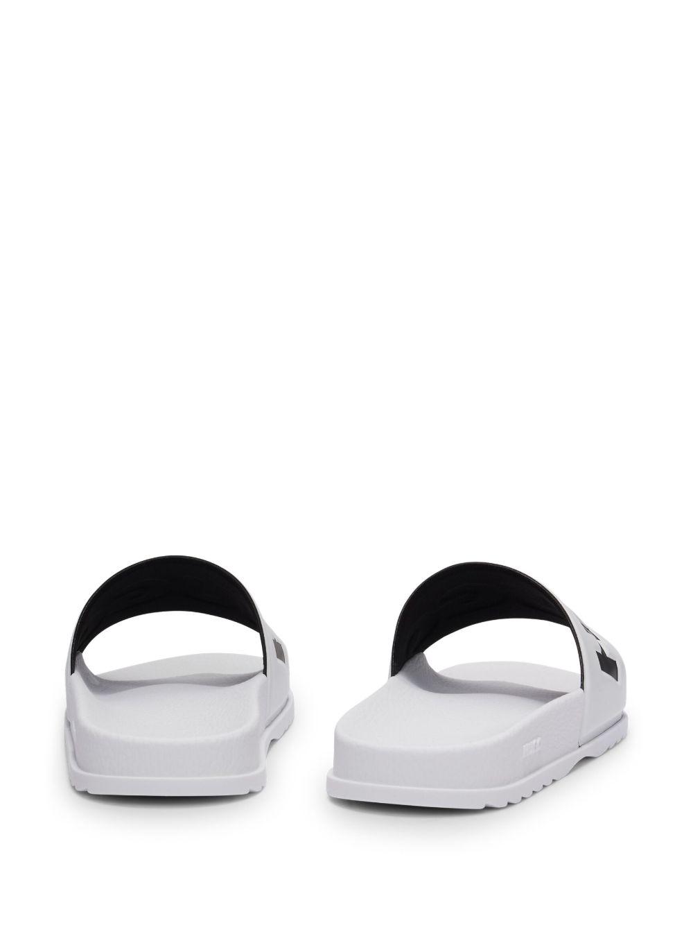 logo-debossed slides Product Image