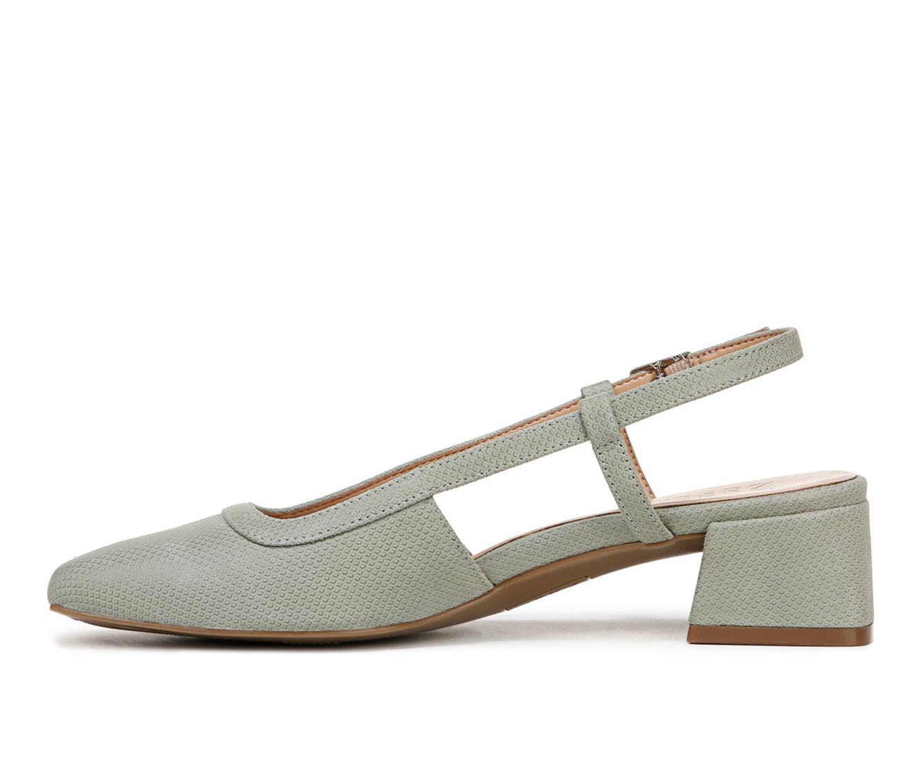 Women's Naturlizer Helena Pumps Product Image