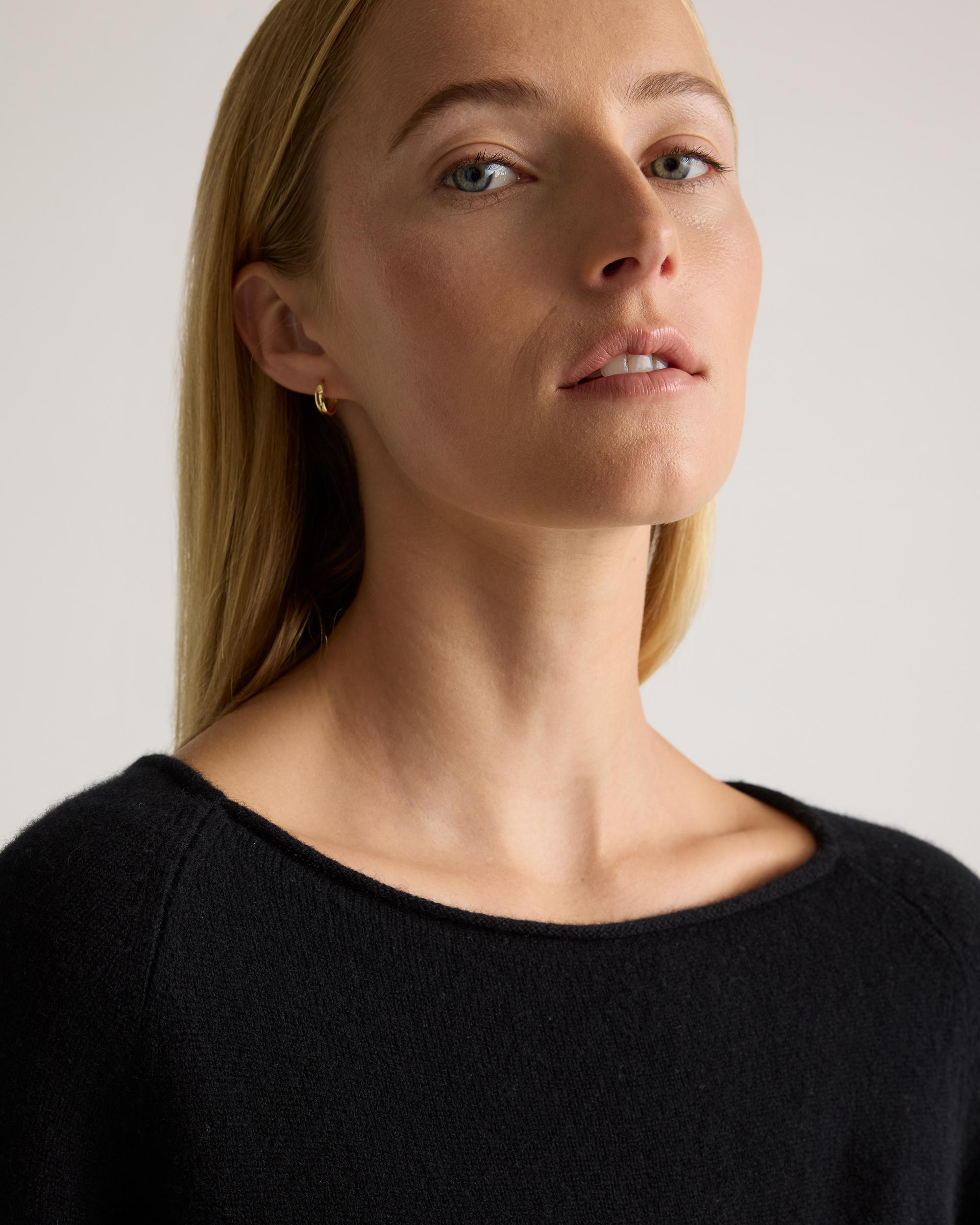 Quince | Women's Mongolian Cashmere Boatneck Sweater Product Image