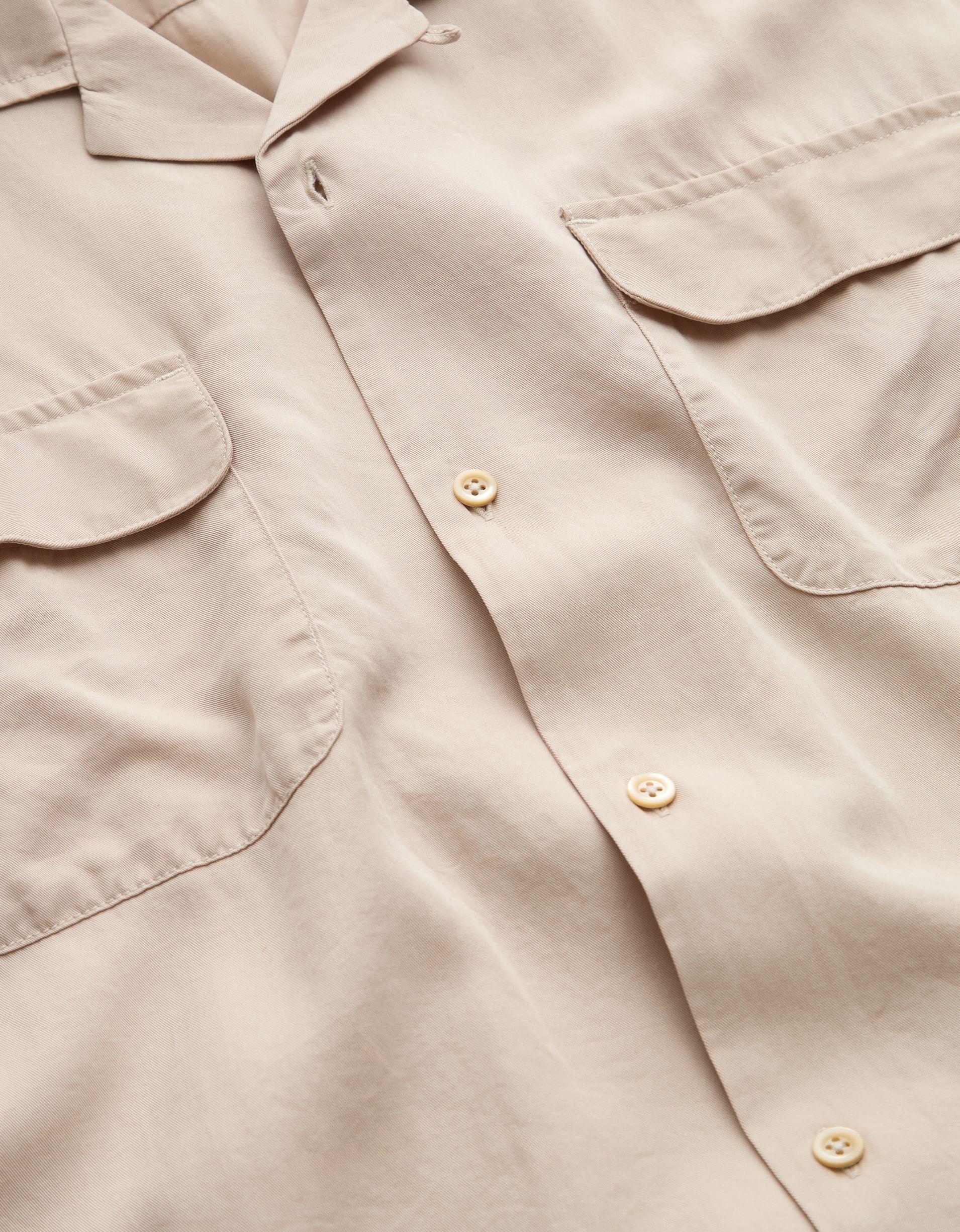 AE77 Premium Relaxed Short-Sleeve Button-Up Shirt Product Image