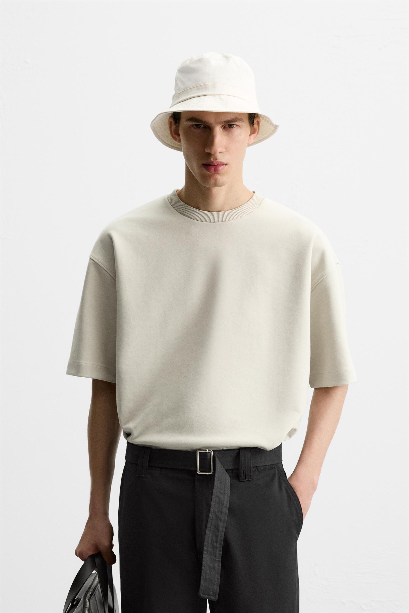 RELAXED FIT TECHNICAL SWEATSHIRT Product Image