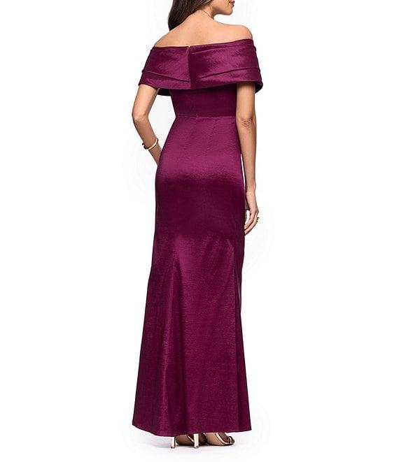 Betsy & Adam Off-the-Shoulder Stretch Taffeta Sheath Gown Product Image