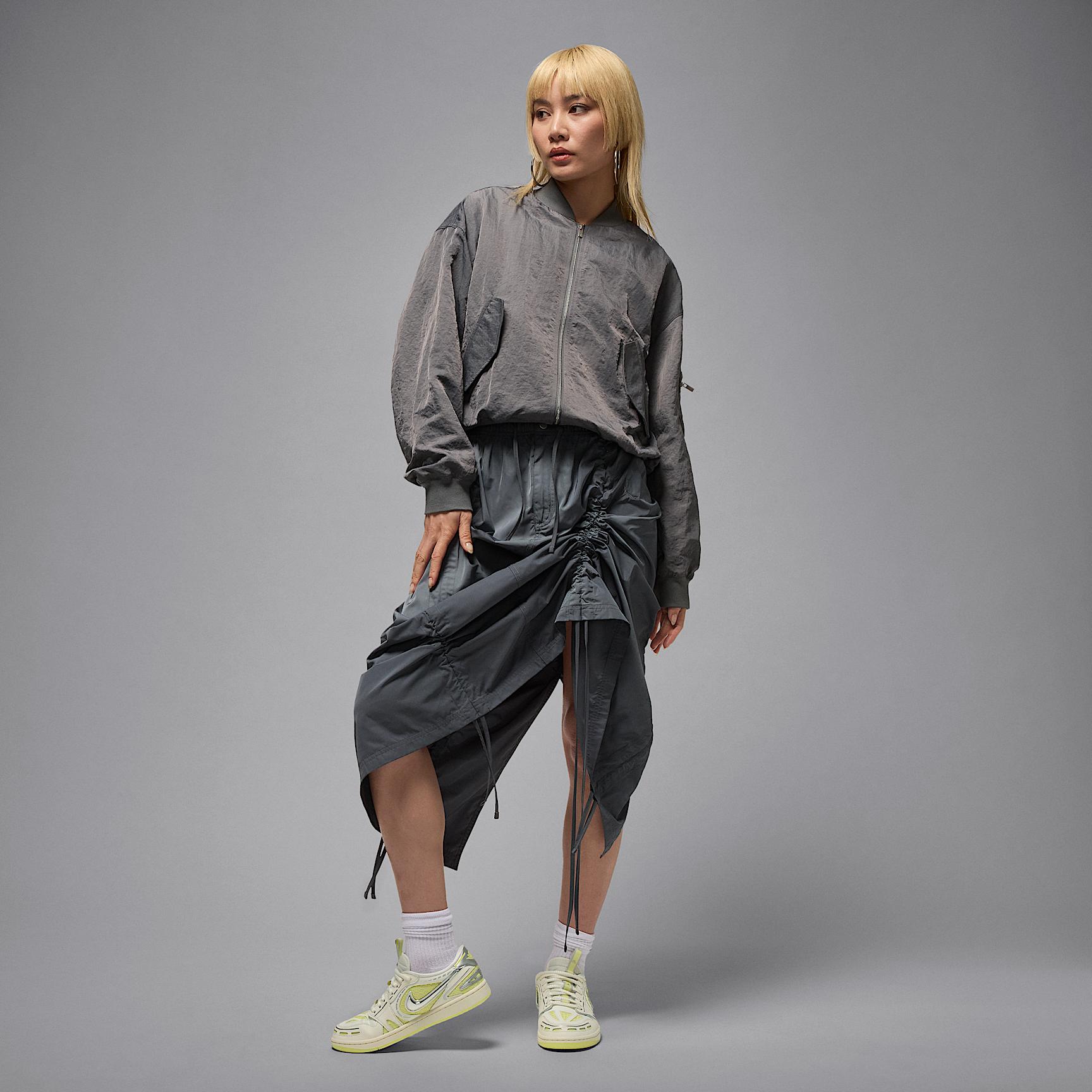 Womens Air Jordan 1 Low Method of Make Shoes | HQ2186-130 Product Image