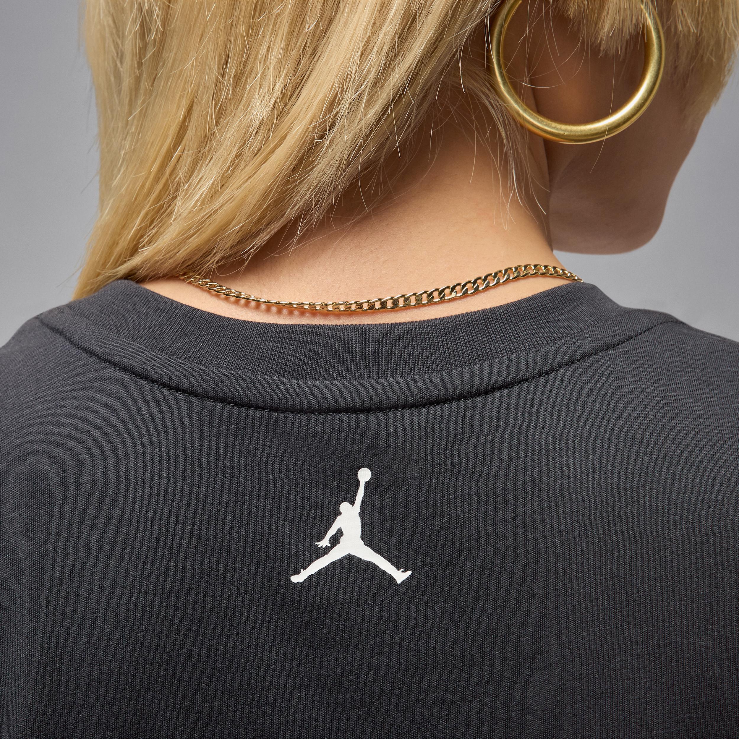 Jordan Flight Women's Sleeveless Graphic T-Shirt Product Image