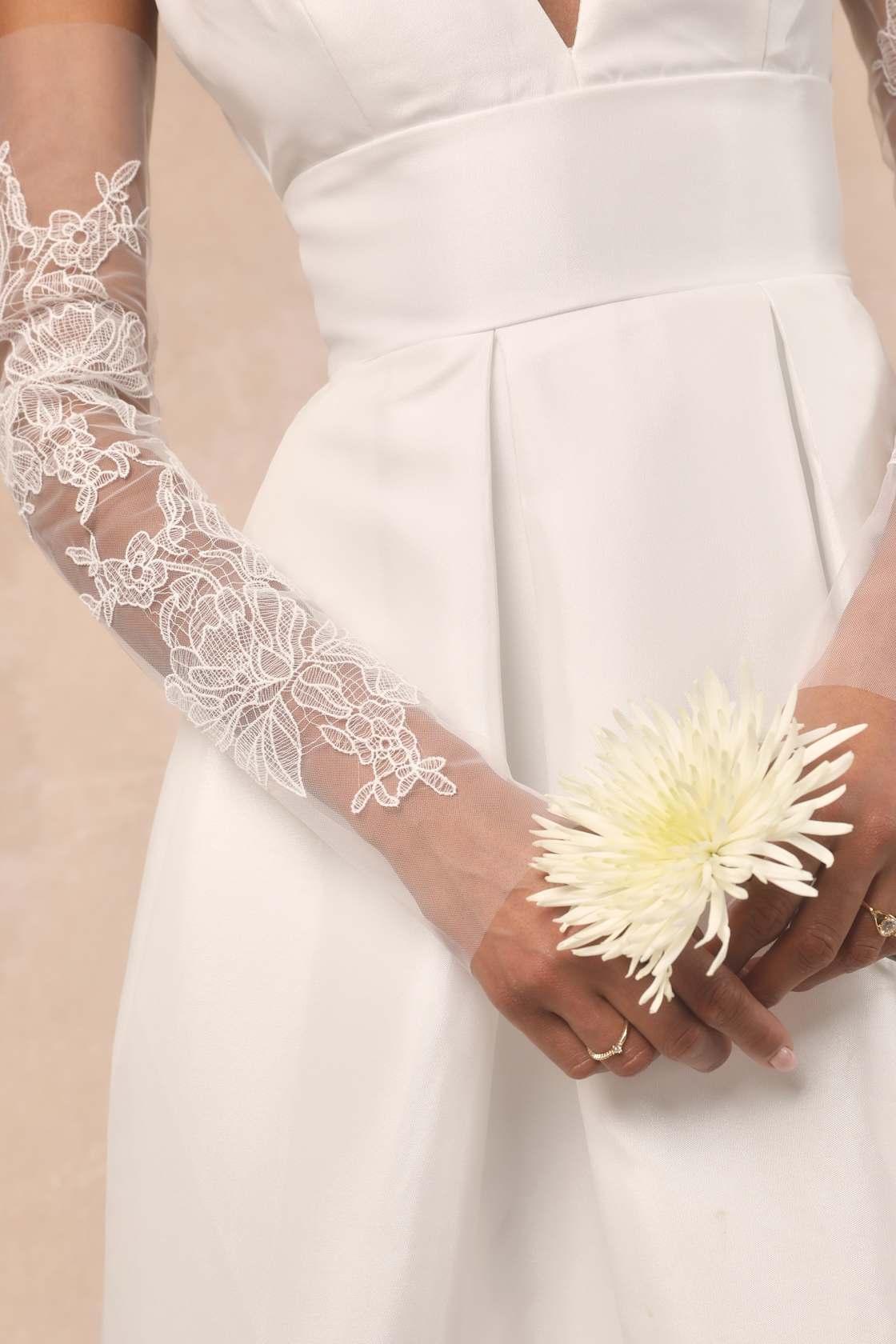 Lisele White Mesh Floral Applique Fingerless Gloves Product Image